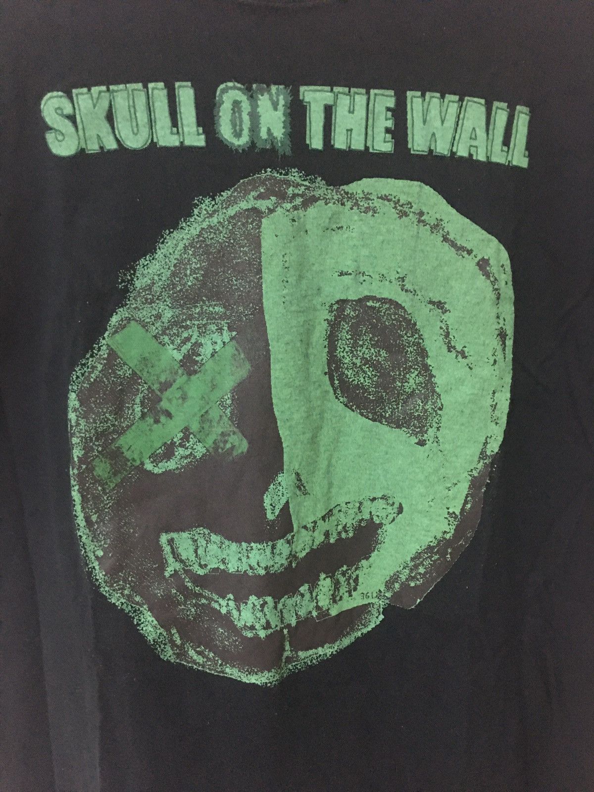 Japanese Brand × Uniqlo 🔥Skull On The Wall by Uniqlo Size US L / EU 52-54 / 3 - 3 Thumbnail