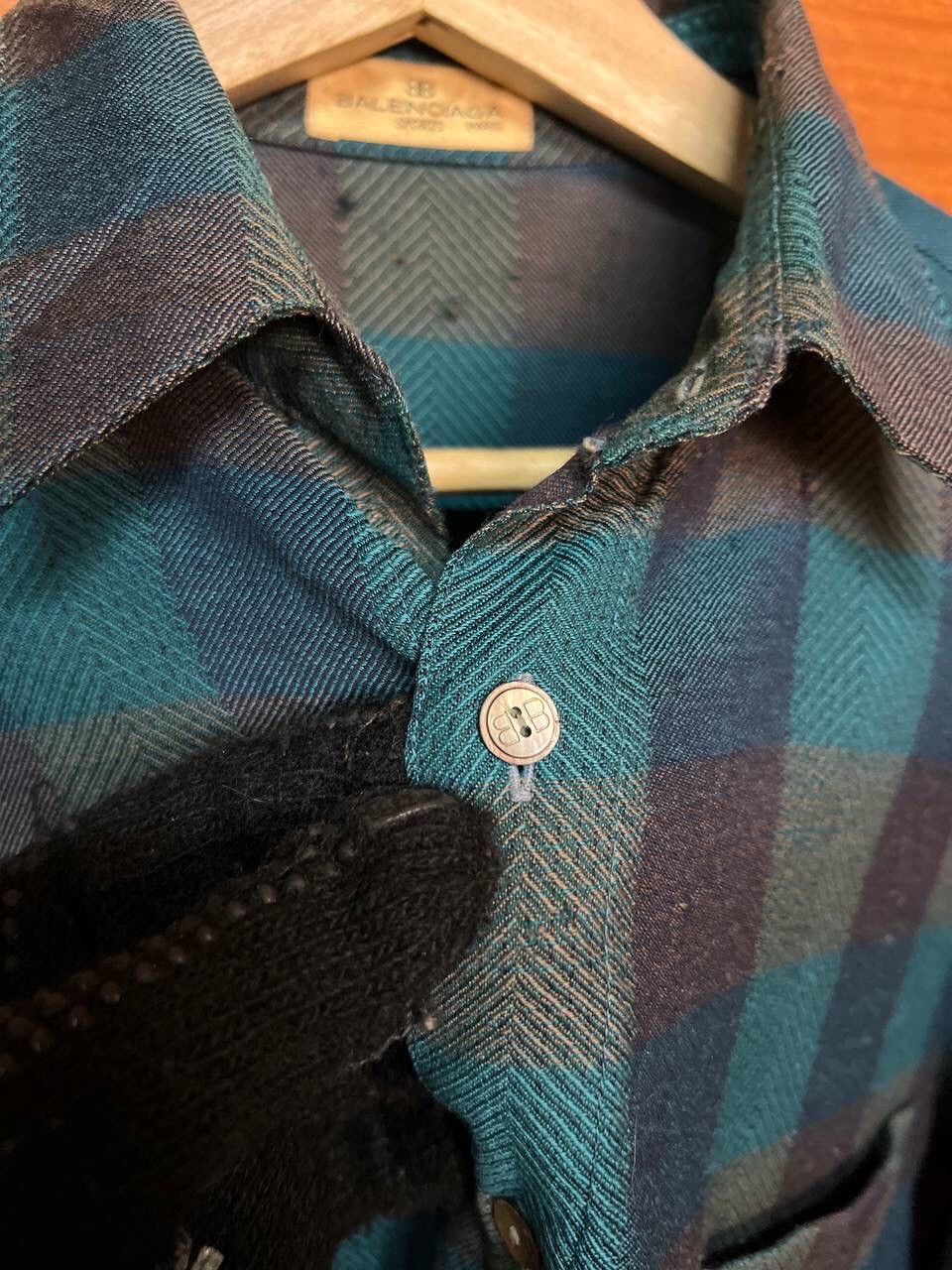 Balenciaga VINTAGE BALENCIAGA SPORT PLAID BUTTON UP SHIRT Size US M / EU 48-50 / 2 - 10 Thumbnail