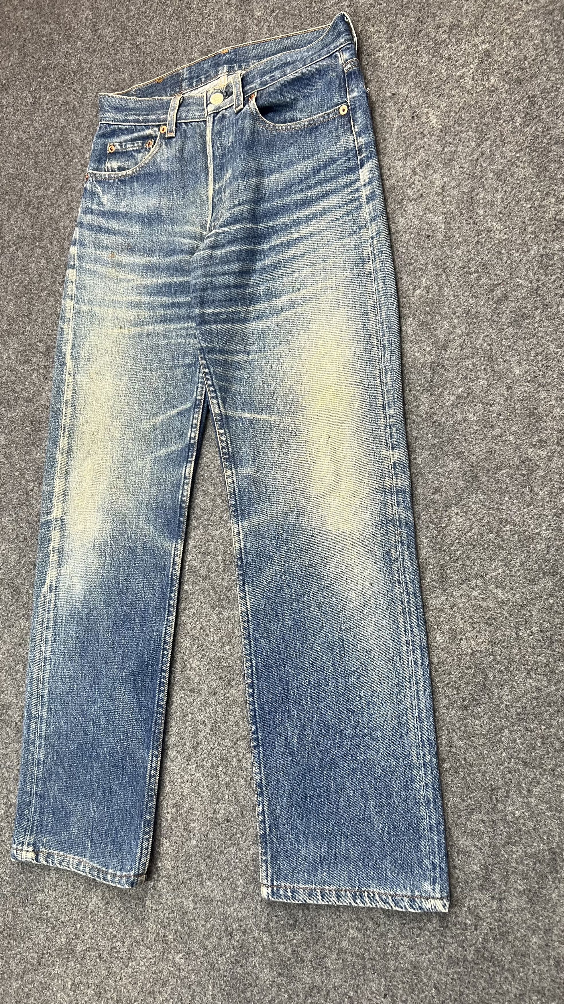 Levi's × Vintage Distressed Levis 501 jeans Size US 28 / EU 44 - 2 Thumbnail