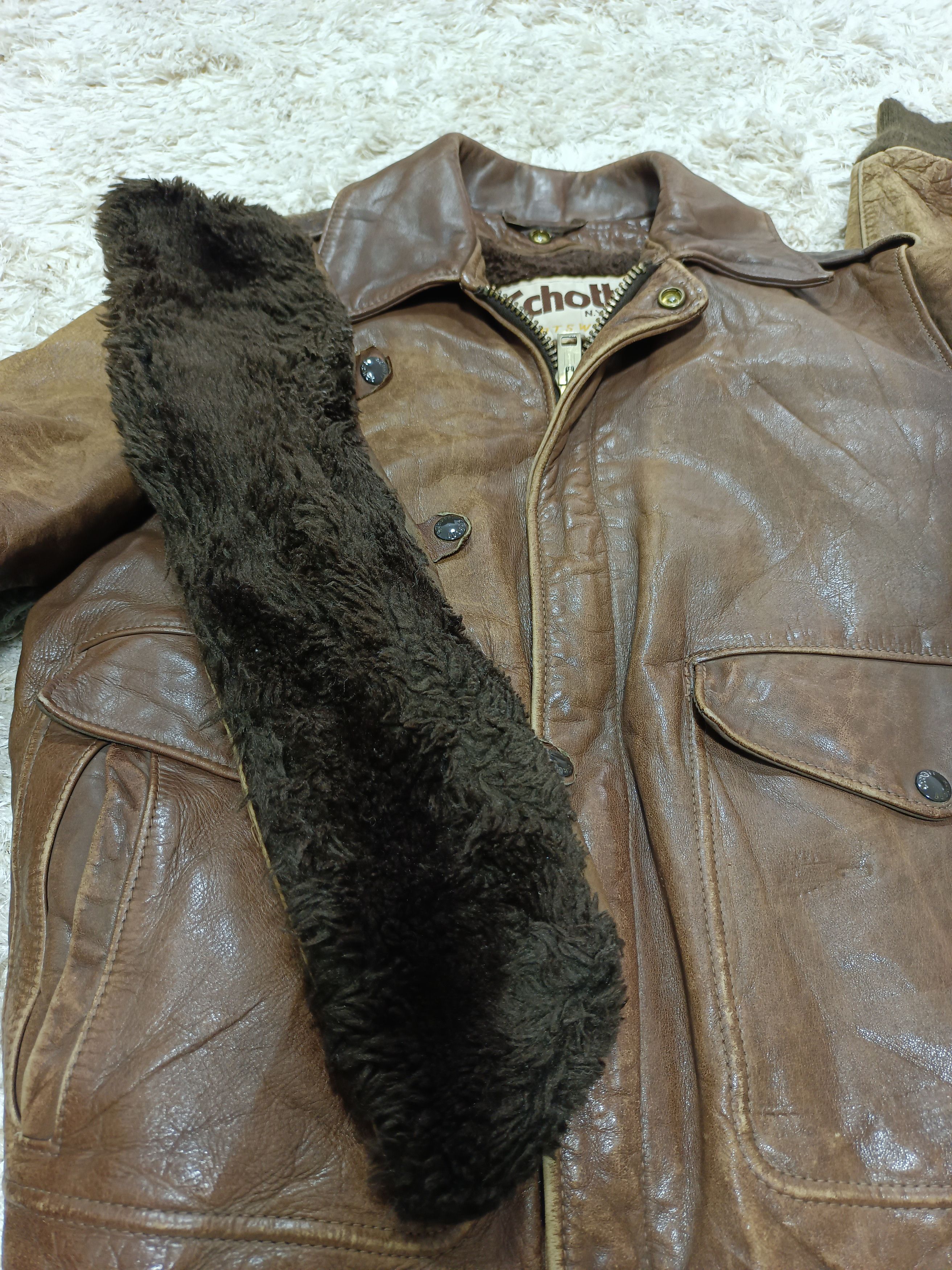 Schott × Vintage 1980's SCHOTT NYC A-2 Flight Leather Jacket Size US S / EU 44-46 / 1 - 16 Thumbnail