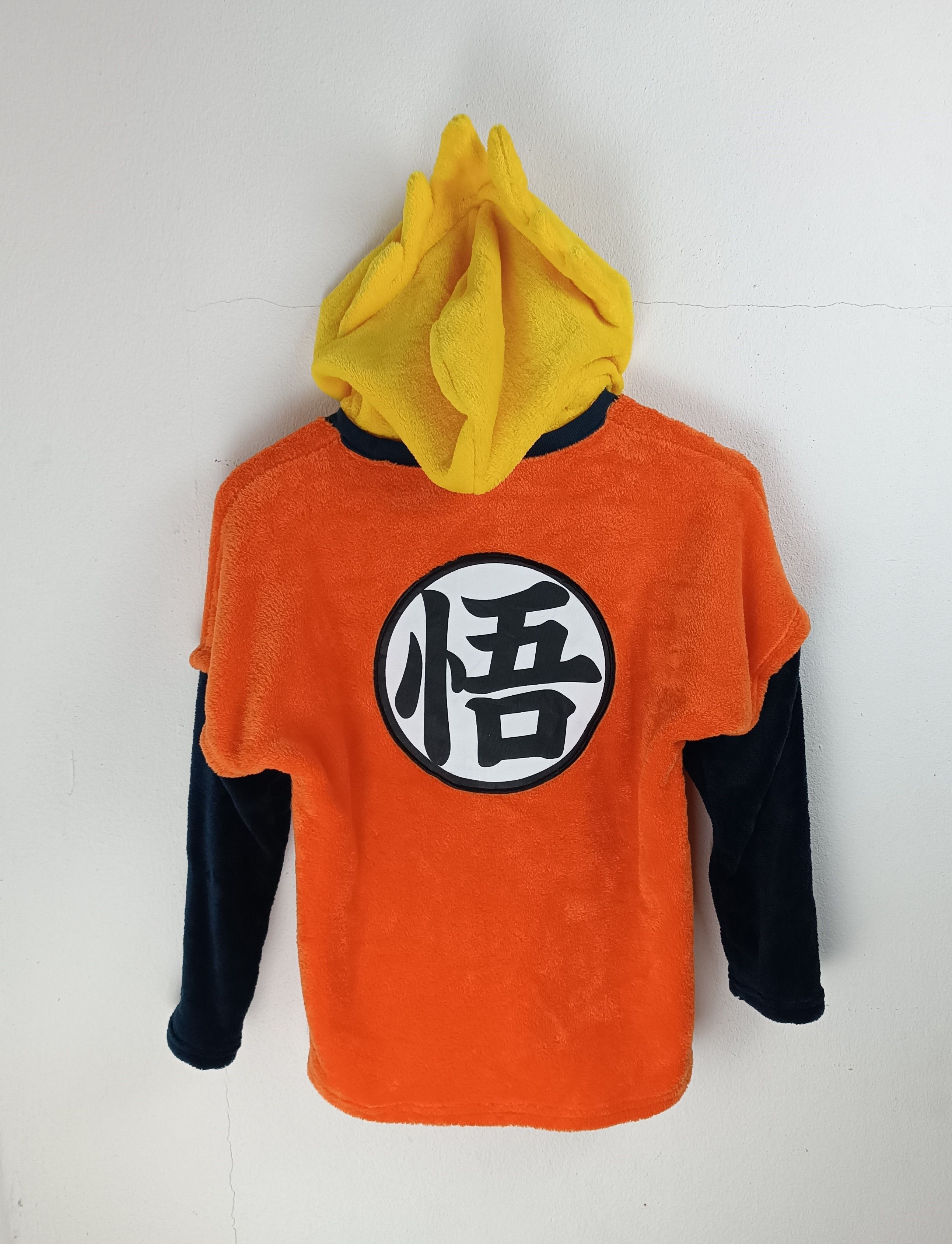 Anime DRAGON BALL "SUPER SAIYAN" SHERPA HALOWEEN COSPLAY HOODIE Size US S / EU 44-46 / 1 - 4 Thumbnail