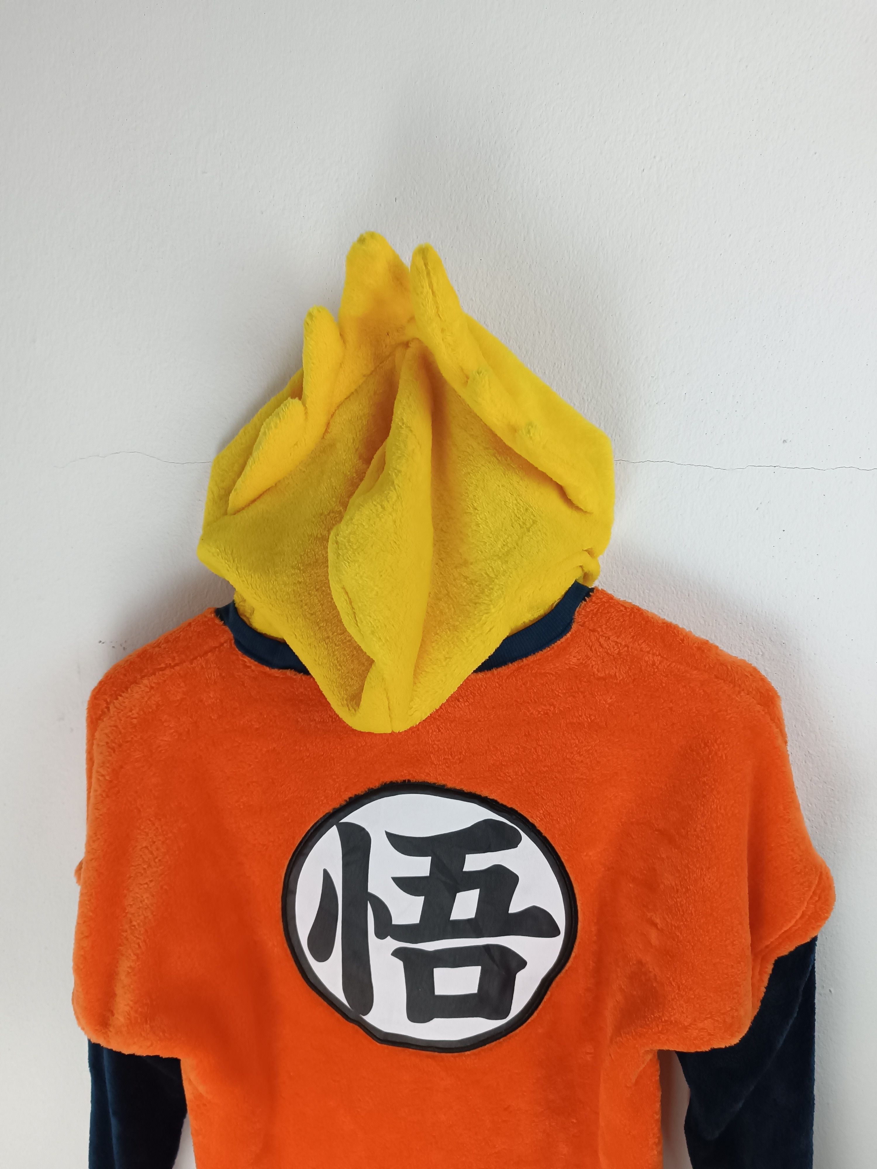 Anime DRAGON BALL "SUPER SAIYAN" SHERPA HALOWEEN COSPLAY HOODIE Size US S / EU 44-46 / 1 - 12 Thumbnail
