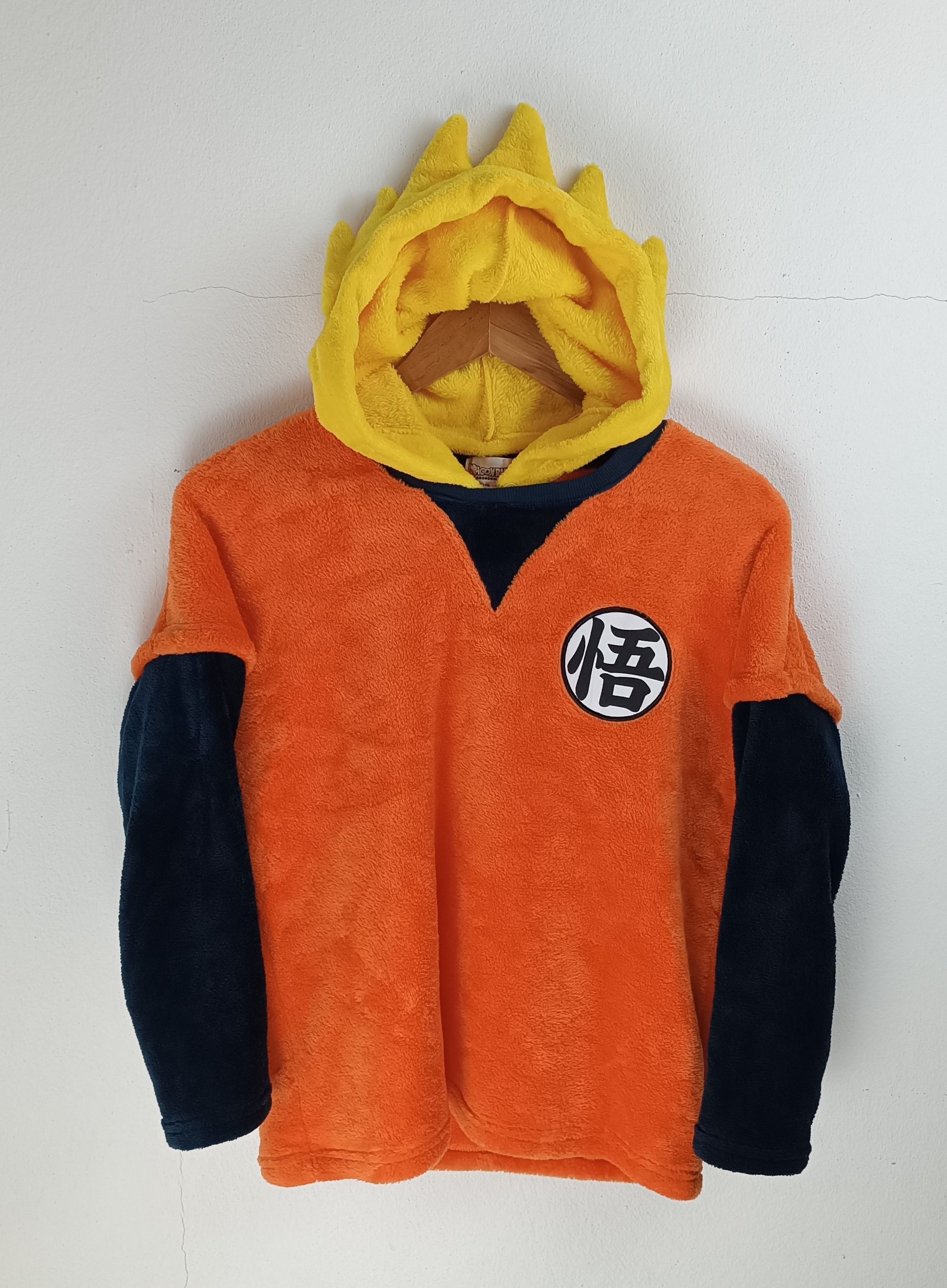 Anime DRAGON BALL "SUPER SAIYAN" SHERPA HALOWEEN COSPLAY HOODIE Size US S / EU 44-46 / 1 - 3 Thumbnail