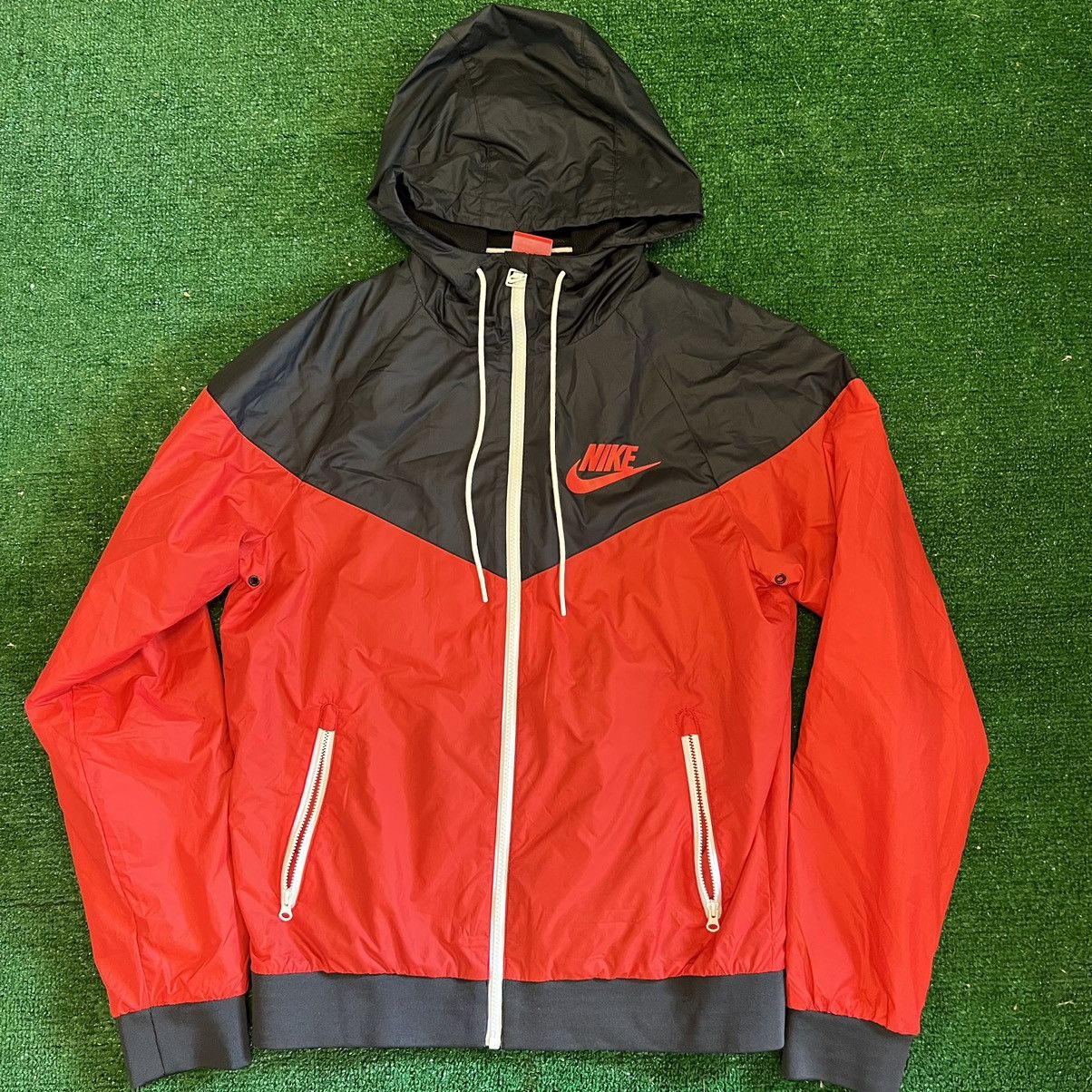 Red and black nike windbreaker online