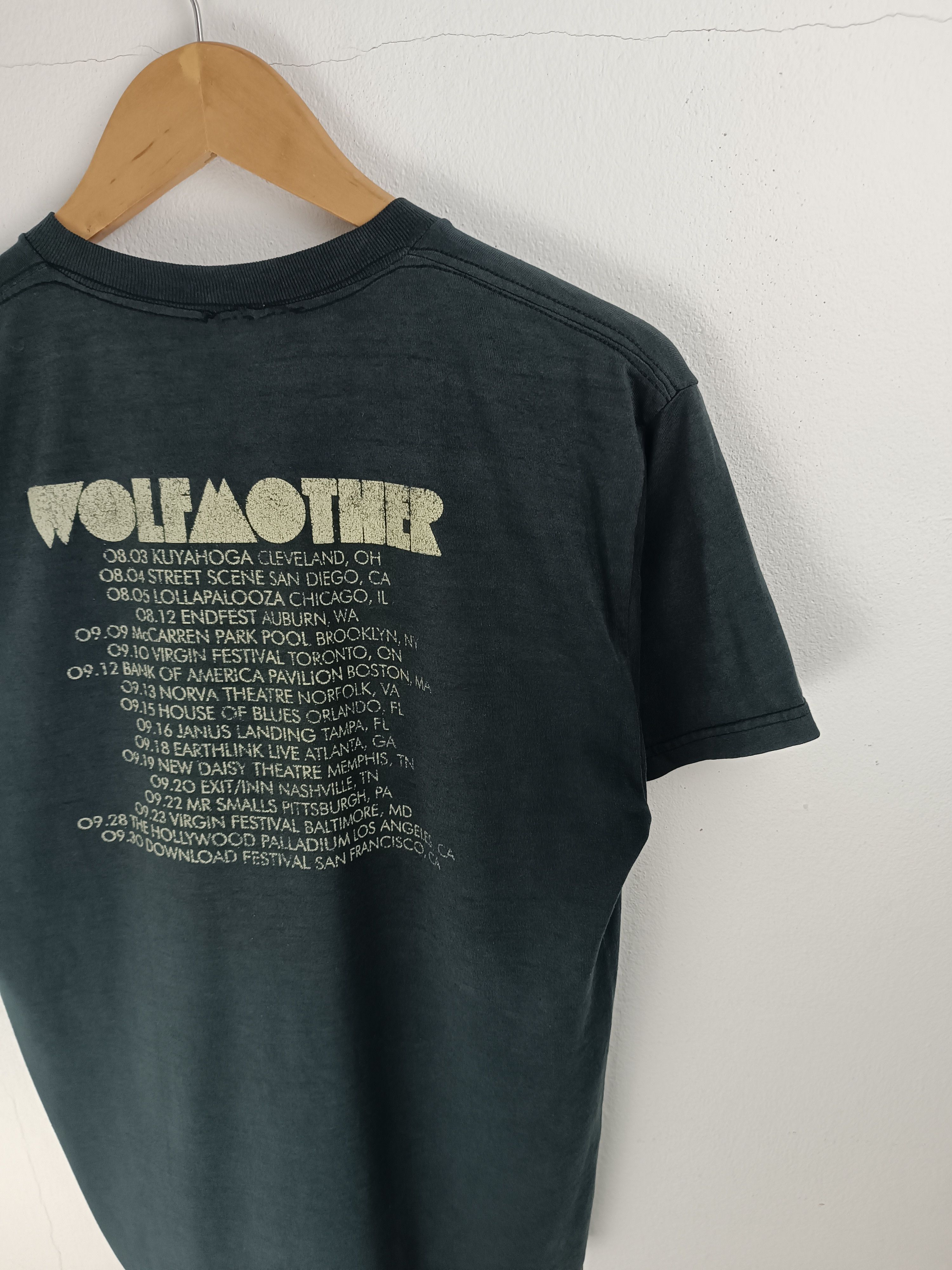 Band Tees × Vintage VINTAGE Y2K FADED WOLFMOTHER (greenday foo korn) Size US M / EU 48-50 / 2 - 11 Thumbnail