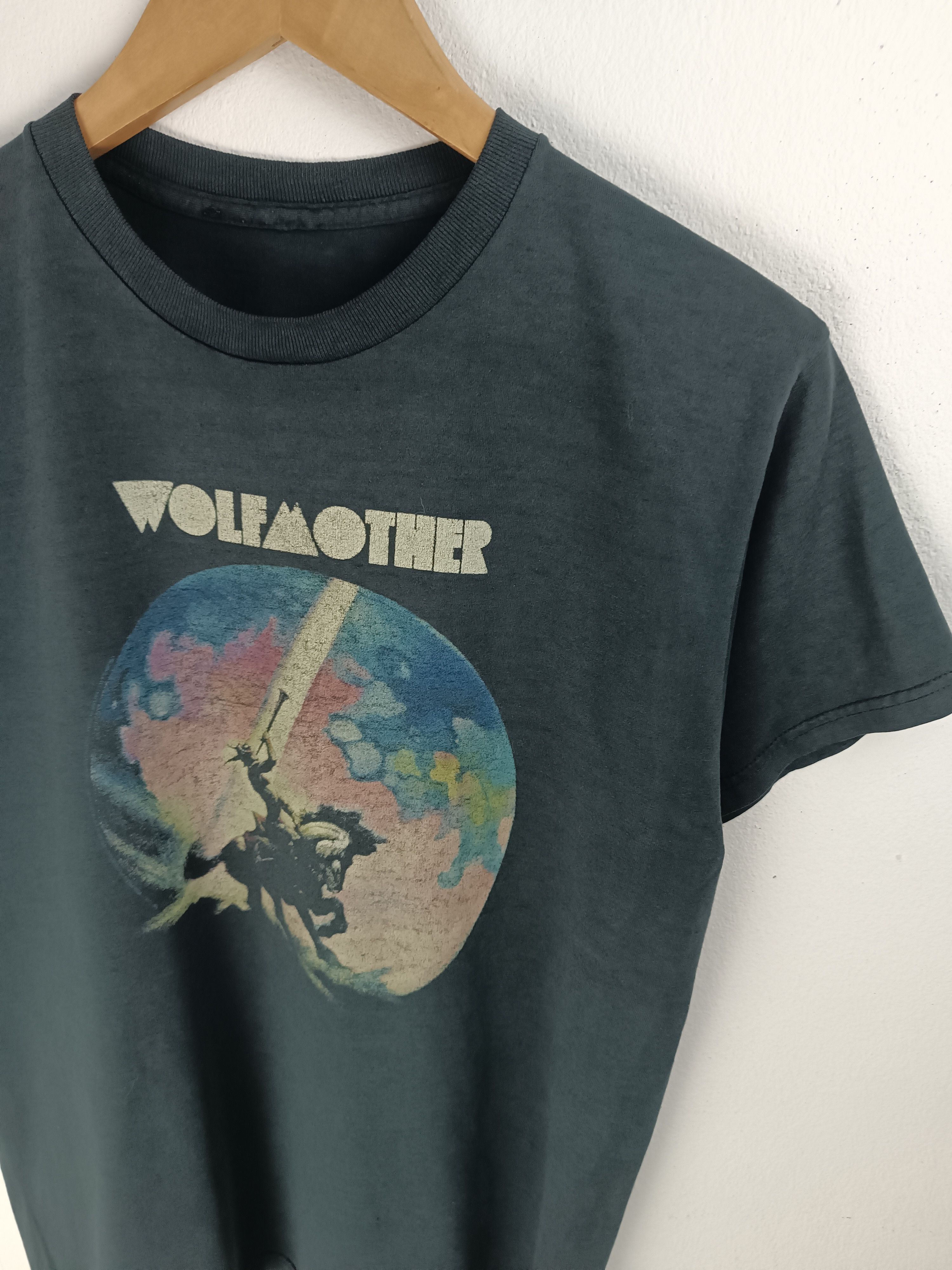 Band Tees × Vintage VINTAGE Y2K FADED WOLFMOTHER (greenday foo korn) Size US M / EU 48-50 / 2 - 7 Thumbnail