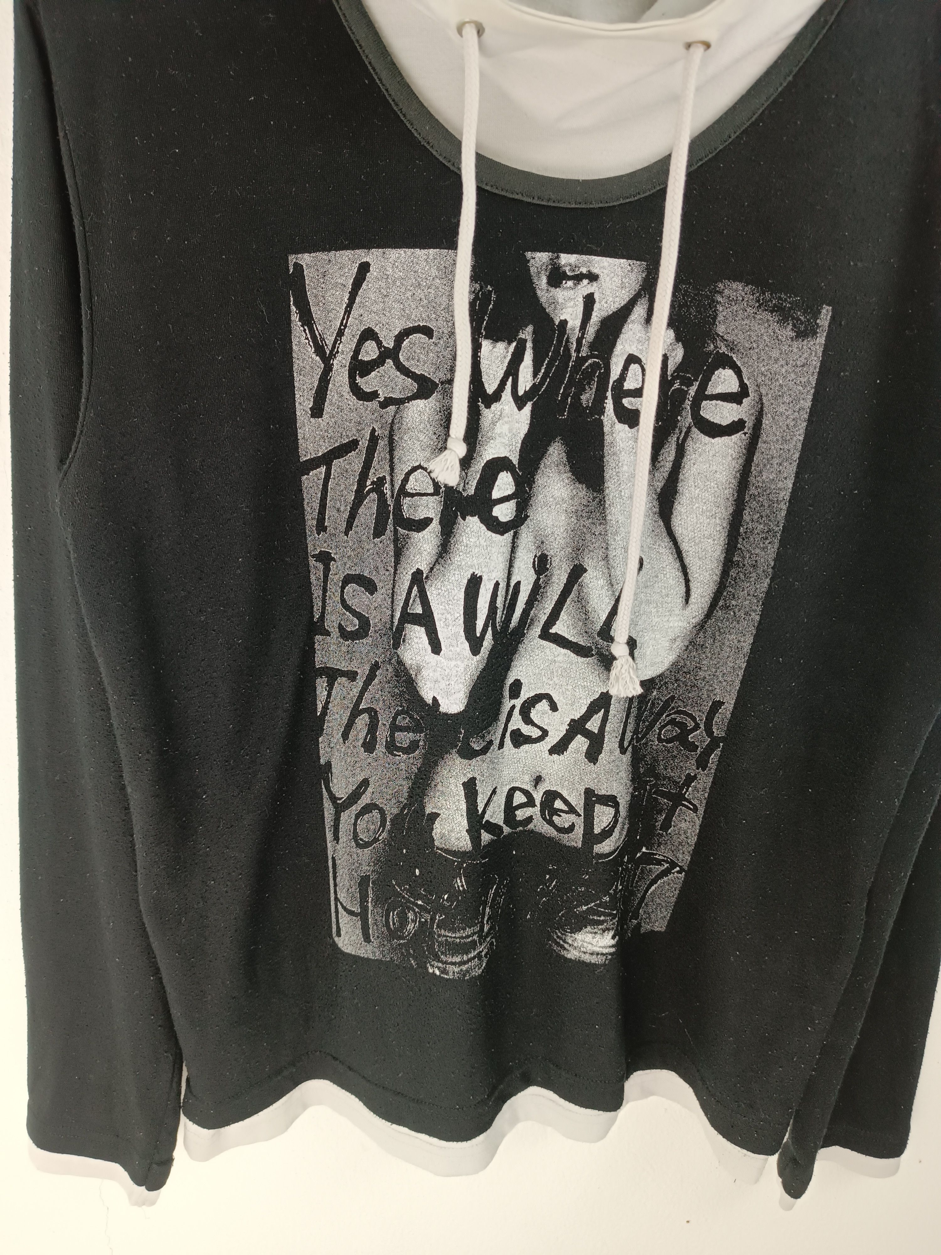 Japanese Brand VINTAGE Y2K DOUBLE LAYER HOODIE IFSIXWASNINE LGB INTHEATTIC Size US S / EU 44-46 / 1 - 7 Thumbnail
