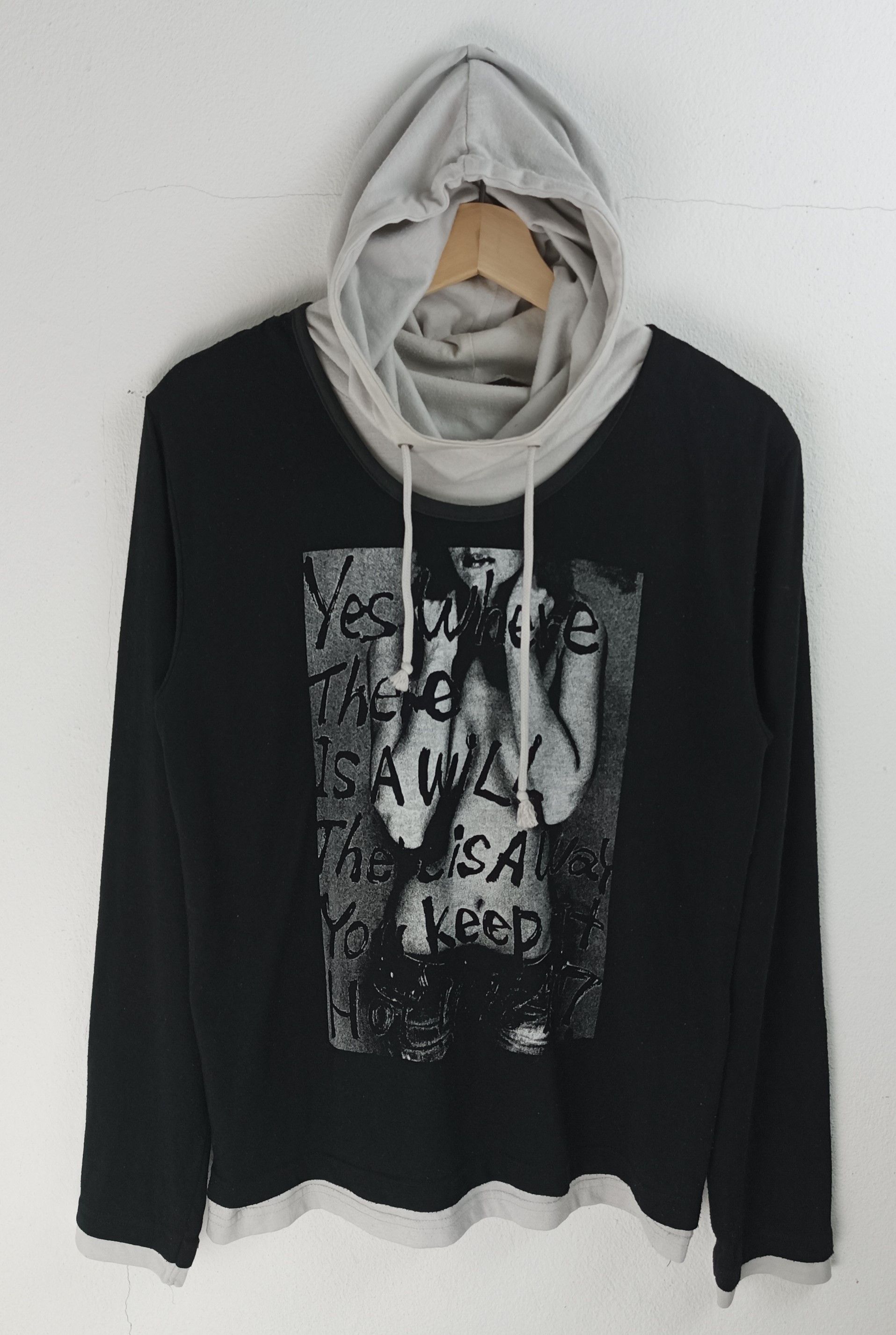 Japanese Brand VINTAGE Y2K DOUBLE LAYER HOODIE IFSIXWASNINE LGB INTHEATTIC Size US S / EU 44-46 / 1 - 3 Thumbnail