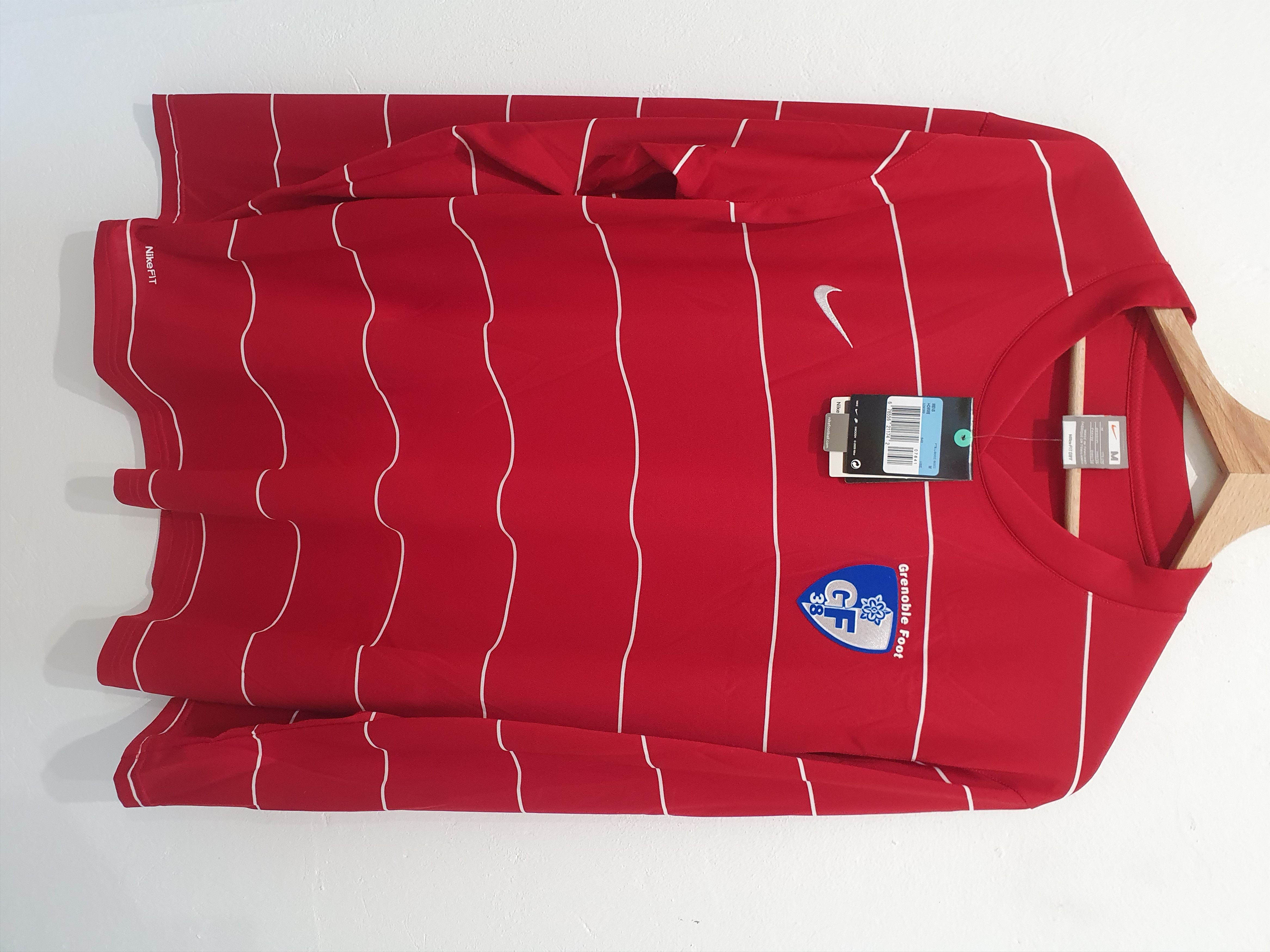 image of Jersey x Nike Grenoble Foot 38 2010 Nike Size M New Longsleeve in Red, Men's