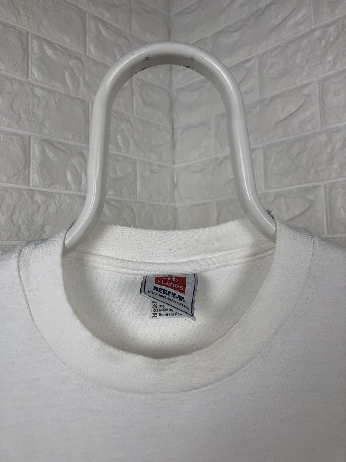 Vintage Vintage BBC RADIO 88-91 FM Sound of 60s Tee Size US XL / EU 56 / 4 - 10 Thumbnail