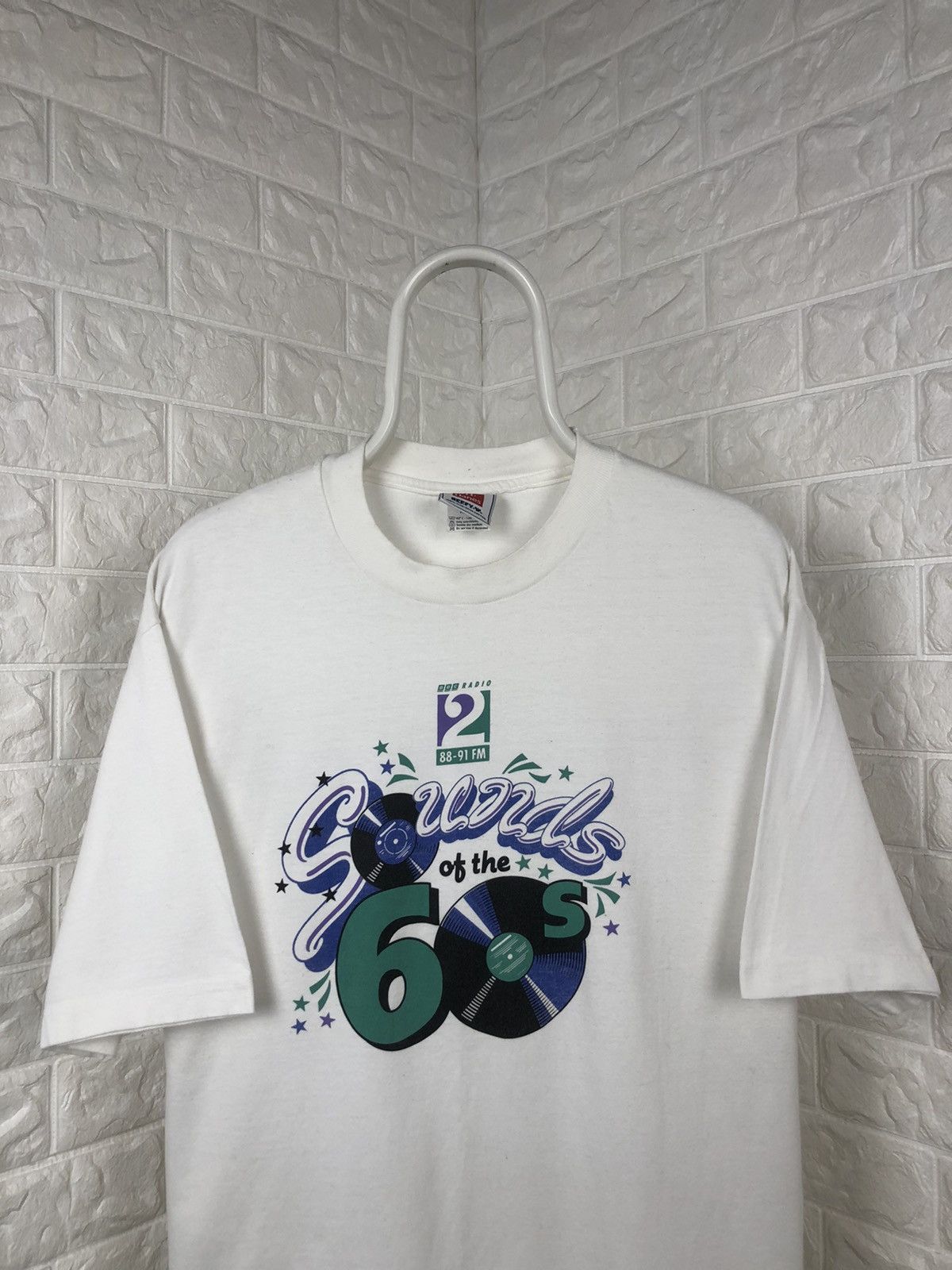Vintage Vintage BBC RADIO 88-91 FM Sound of 60s Tee Size US XL / EU 56 / 4 - 2 Thumbnail