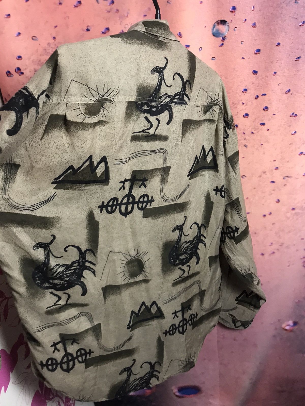 Vintage Vintage crazy Hawaiian streetwear silk shirt Size US L / EU 52-54 / 3 - 5 Thumbnail