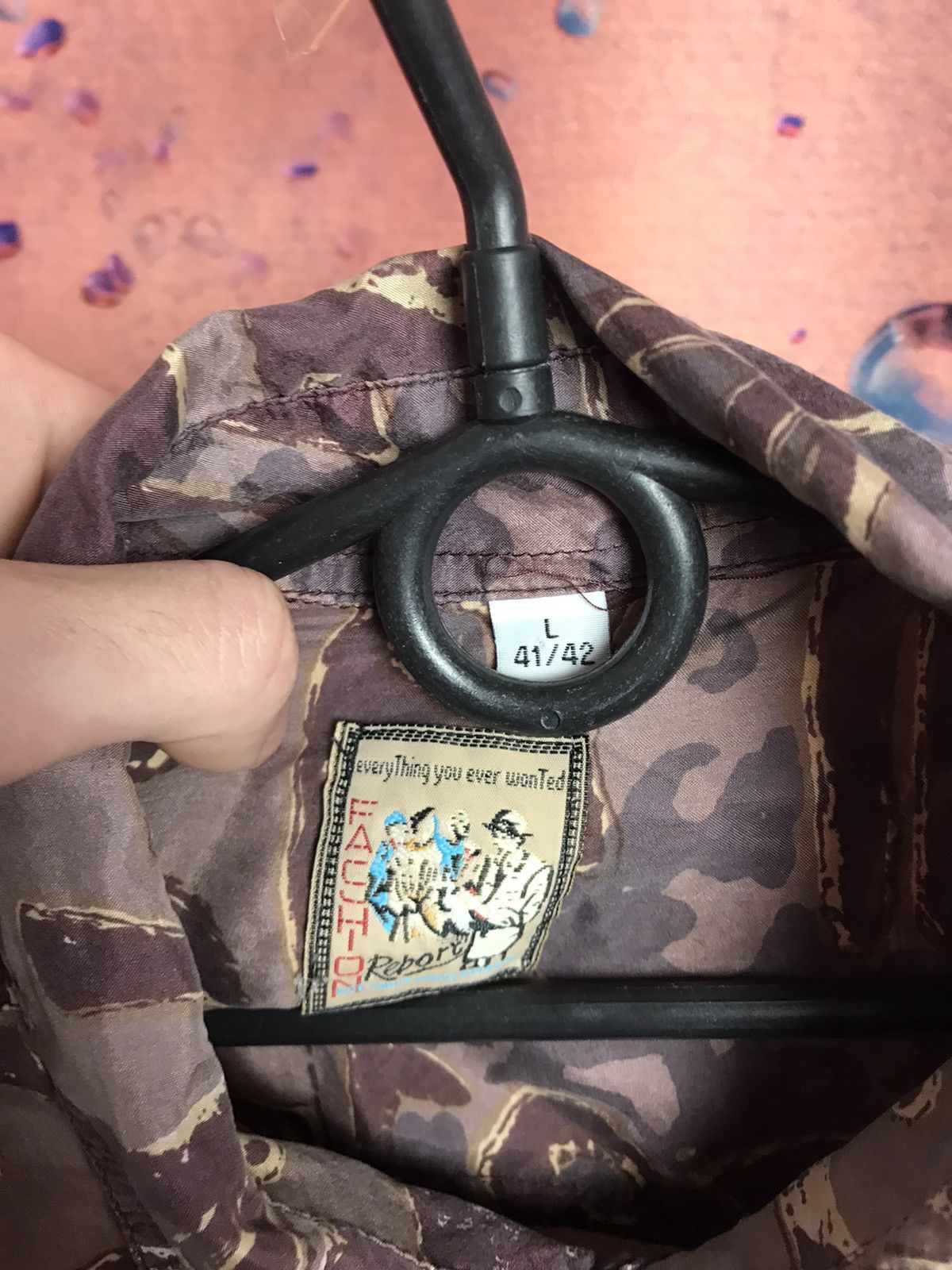 Vintage Vintage crazy Hawaiian streetwear silk shirt Size US XL / EU 56 / 4 - 3 Thumbnail
