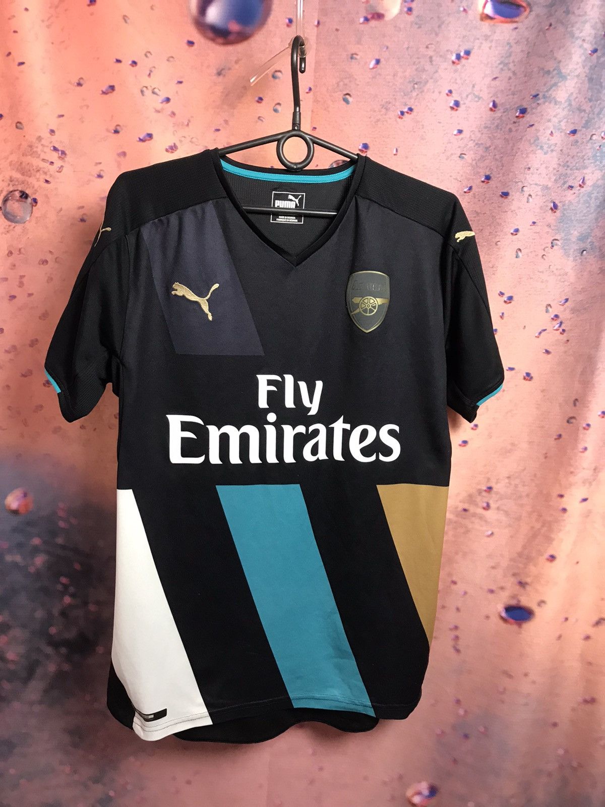 Puma × Vintage 2015/16 Arsenal football soccer jersey Size US M / EU 48-50 / 2 - 2 Thumbnail