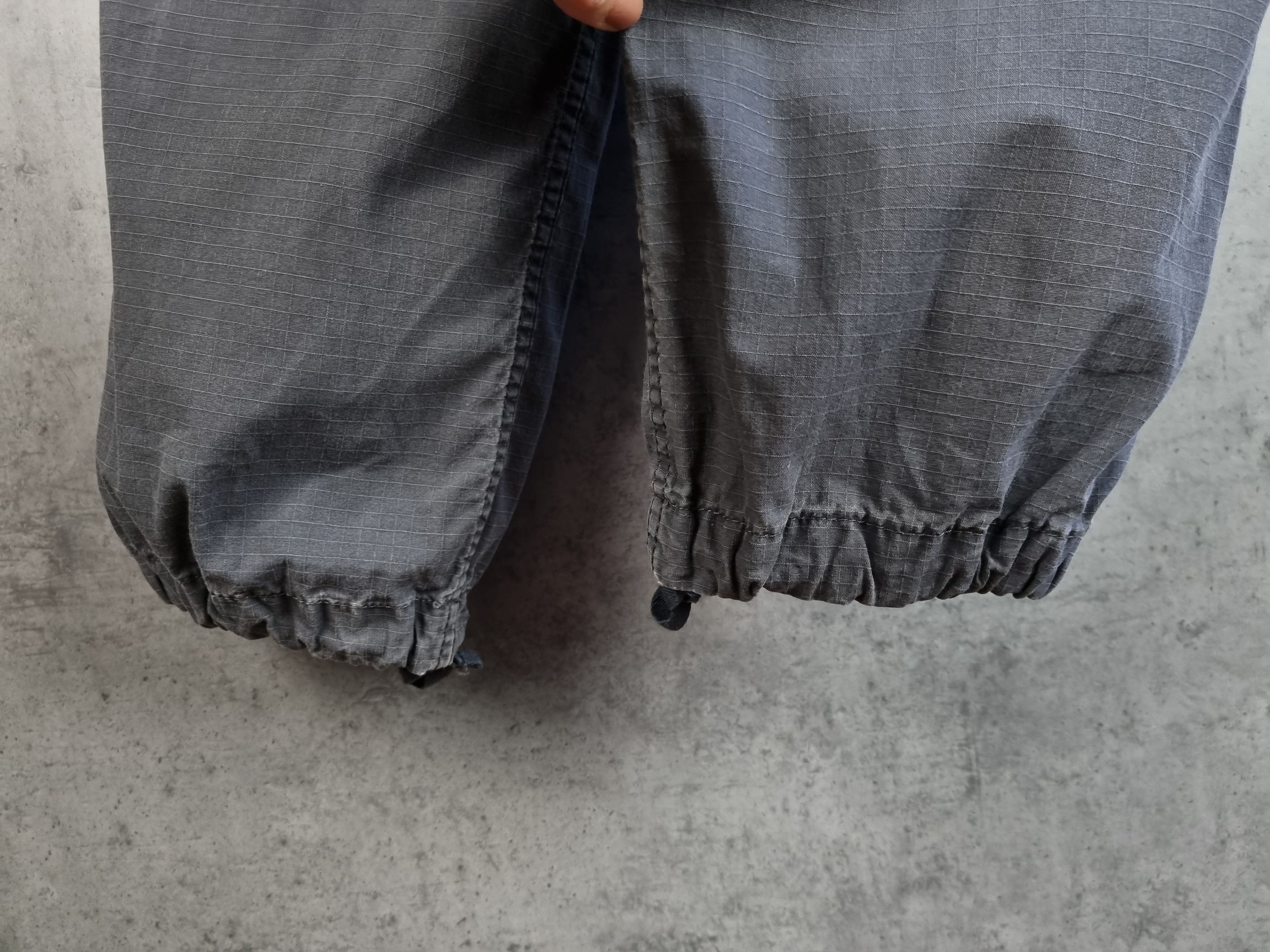 Carhartt × Vintage Carhartt Cargo Rare Size Gray Vintage Cargo Pants Size US 27 - 8 Thumbnail