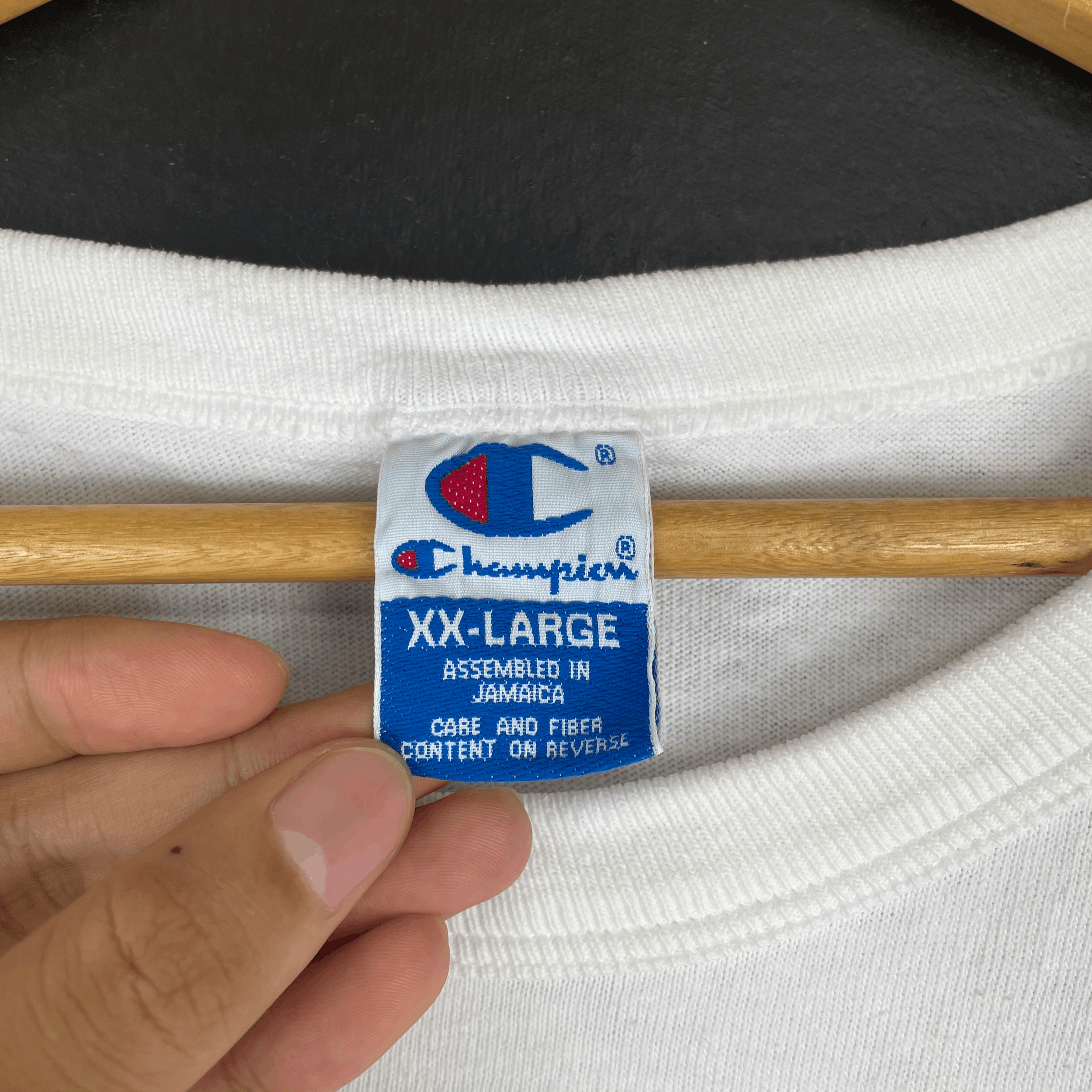 Champion Vintage 90s UNIVERSITY Of WISCONSIN Madison Alumni Champion Size US XXL / EU 58 / 5 - 3 Thumbnail