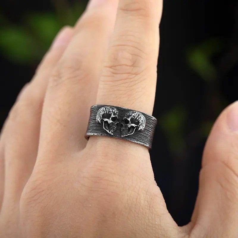 Jewelry Face To Face Double Skull Ring Size ONE SIZE - 4 Thumbnail
