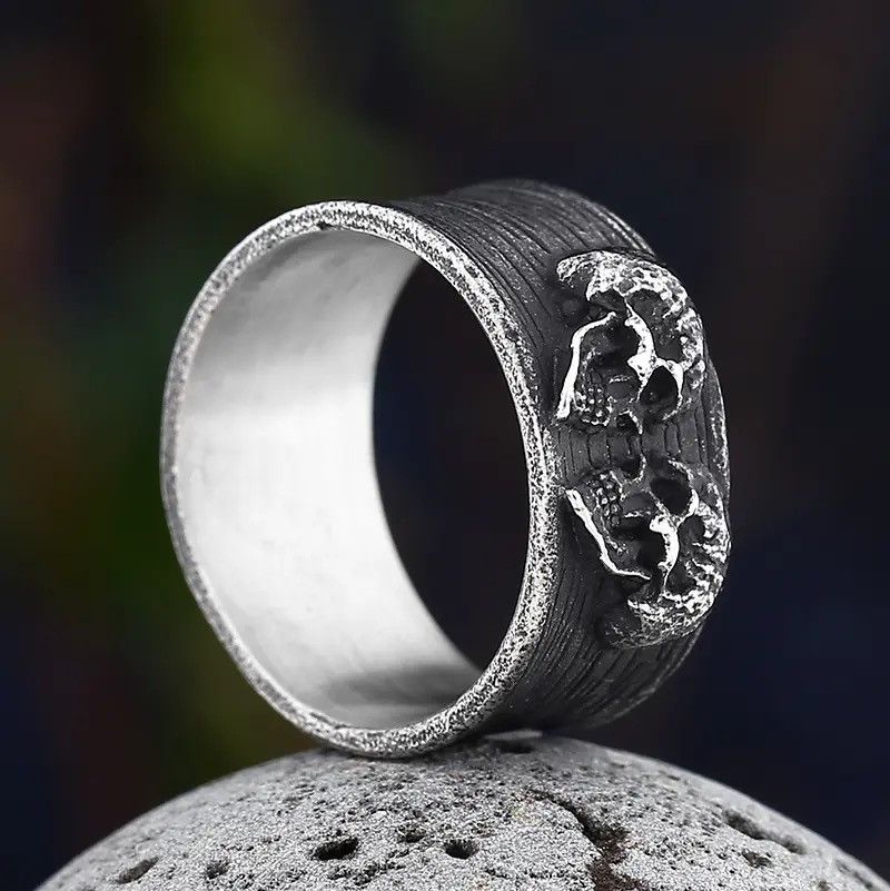 Jewelry Face To Face Double Skull Ring Size ONE SIZE - 1 Thumbnail