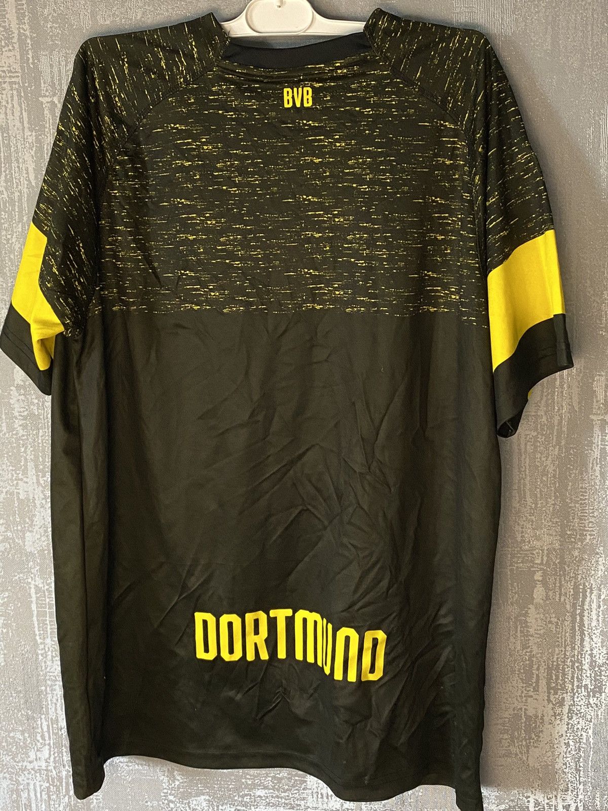 Puma 2018 2019 BVB Borussia Dortmund Puma Away Soccer Jersey XL Size US XXL / EU 58 / 5 - 9 Thumbnail