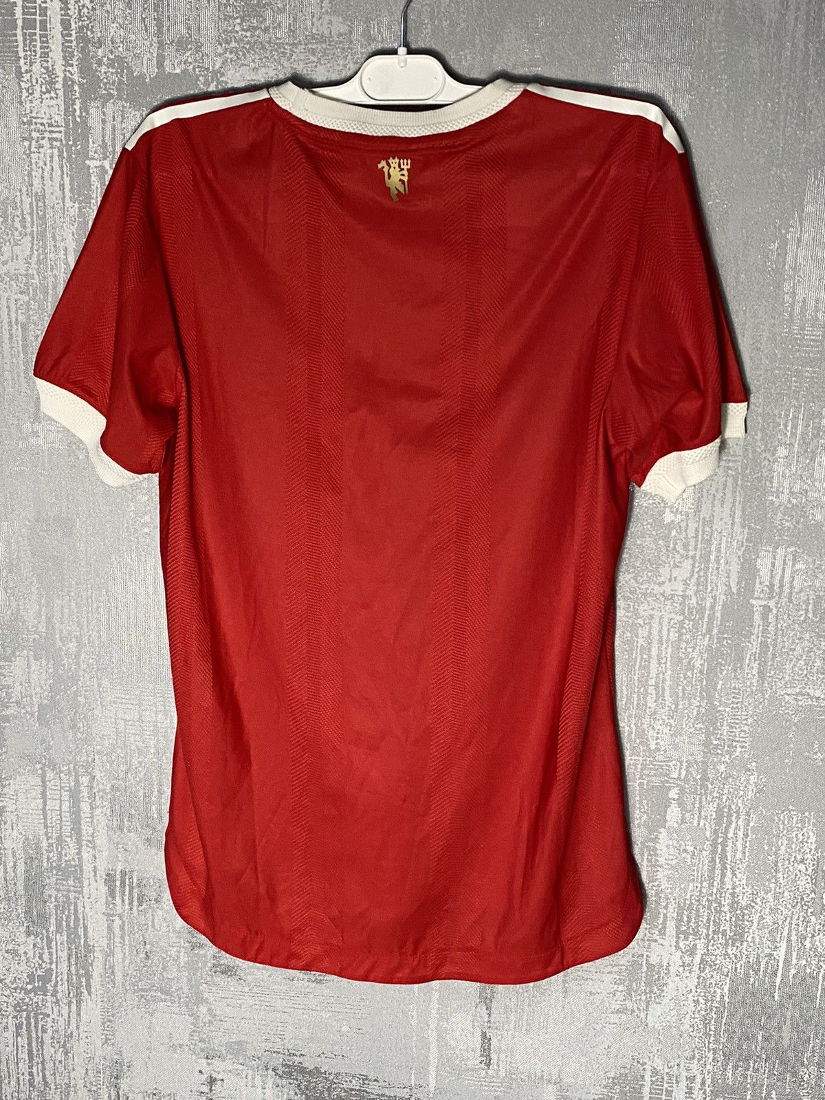 Adidas 2021 2022 Manchester United adidas Soccer jersey T-shirt Size US M / EU 48-50 / 2 - 2 Thumbnail