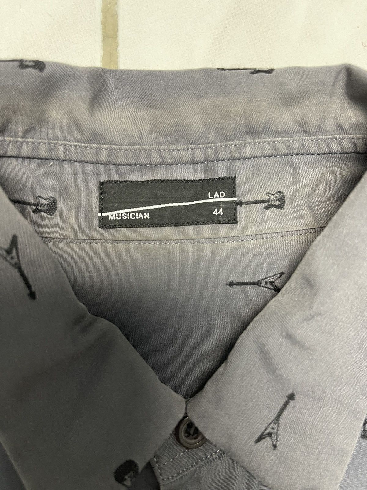 Lad Musician Lad Musician Shirts Size US M / EU 48-50 / 2 - 3 Thumbnail