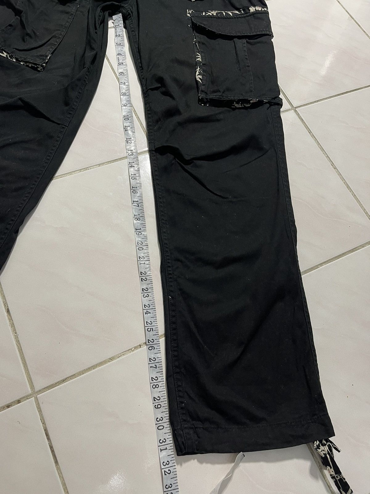 Japanese Brand Japanese Motive Cargo Bondage Multipocket Pants Size US 34 / EU 50 - 12 Thumbnail