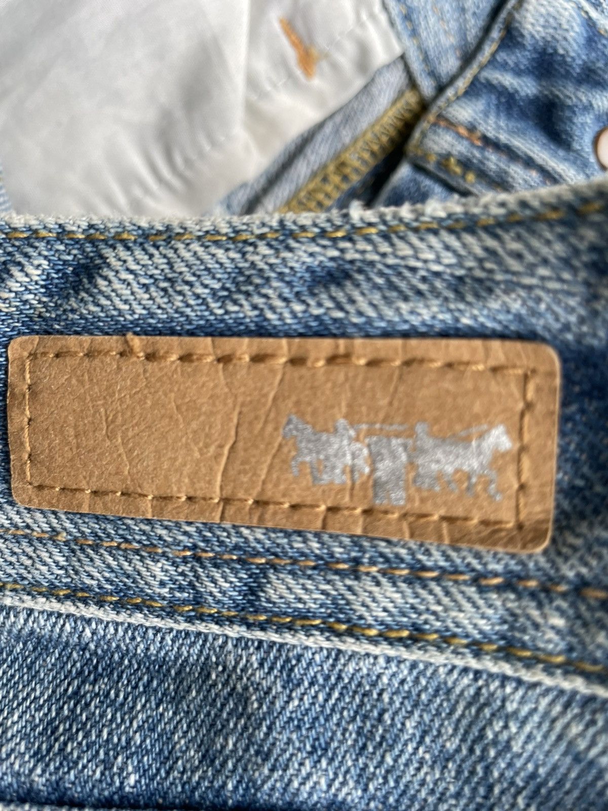 Levi's Levis Flare 553 Vintage 2006 Distressed Custom Size US 29 - 16 Thumbnail