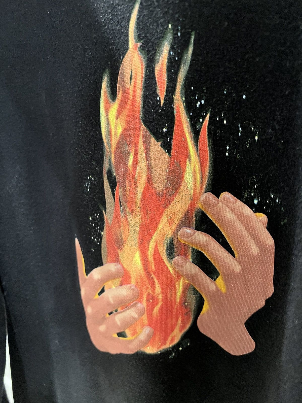 Off-White Off White Diagonal Fire Hands Crewneck Size US XL / EU 56 / 4 - 10 Thumbnail