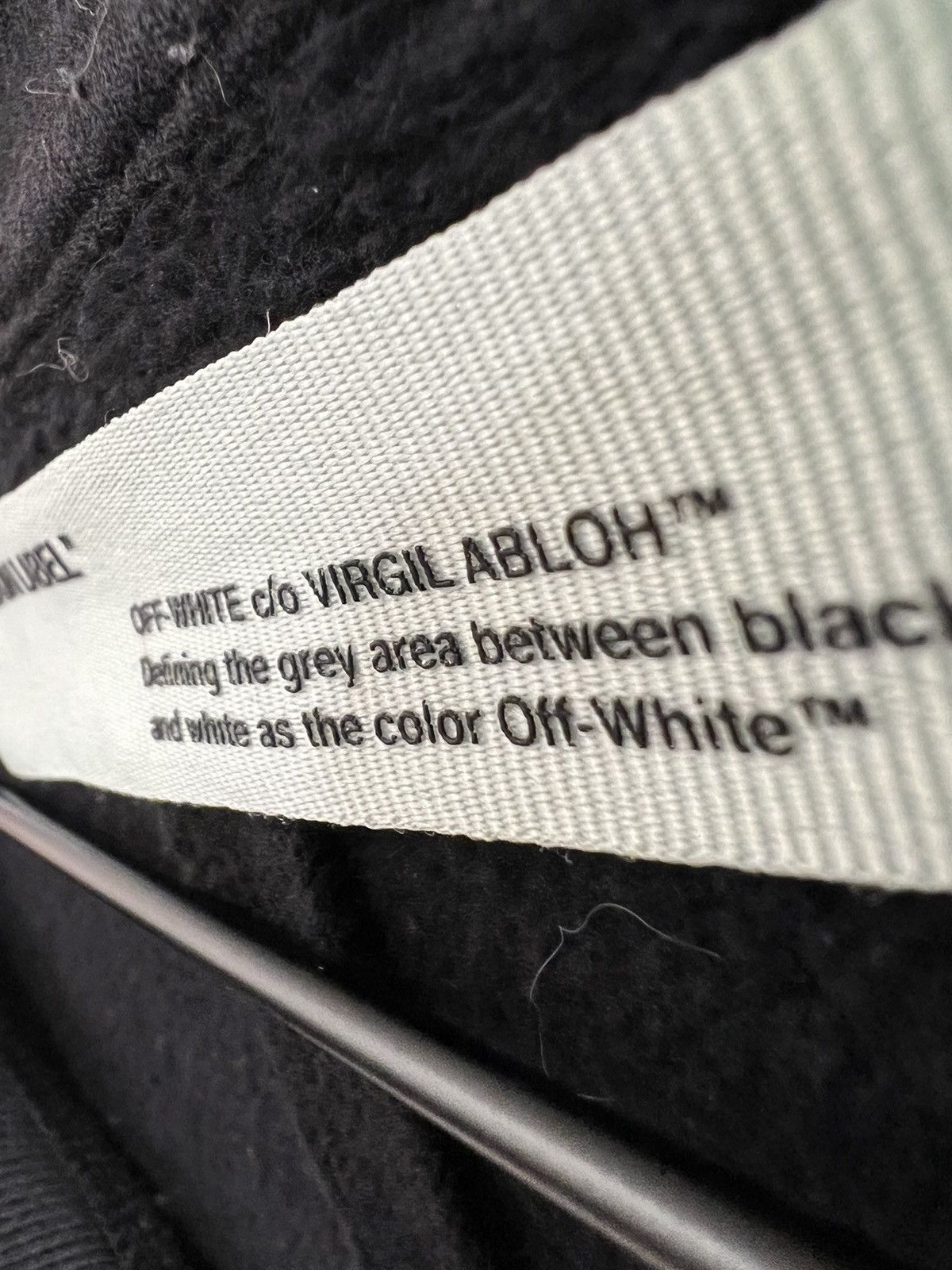 Off-White Off White Diagonal Fire Hands Crewneck Size US XL / EU 56 / 4 - 12 Thumbnail