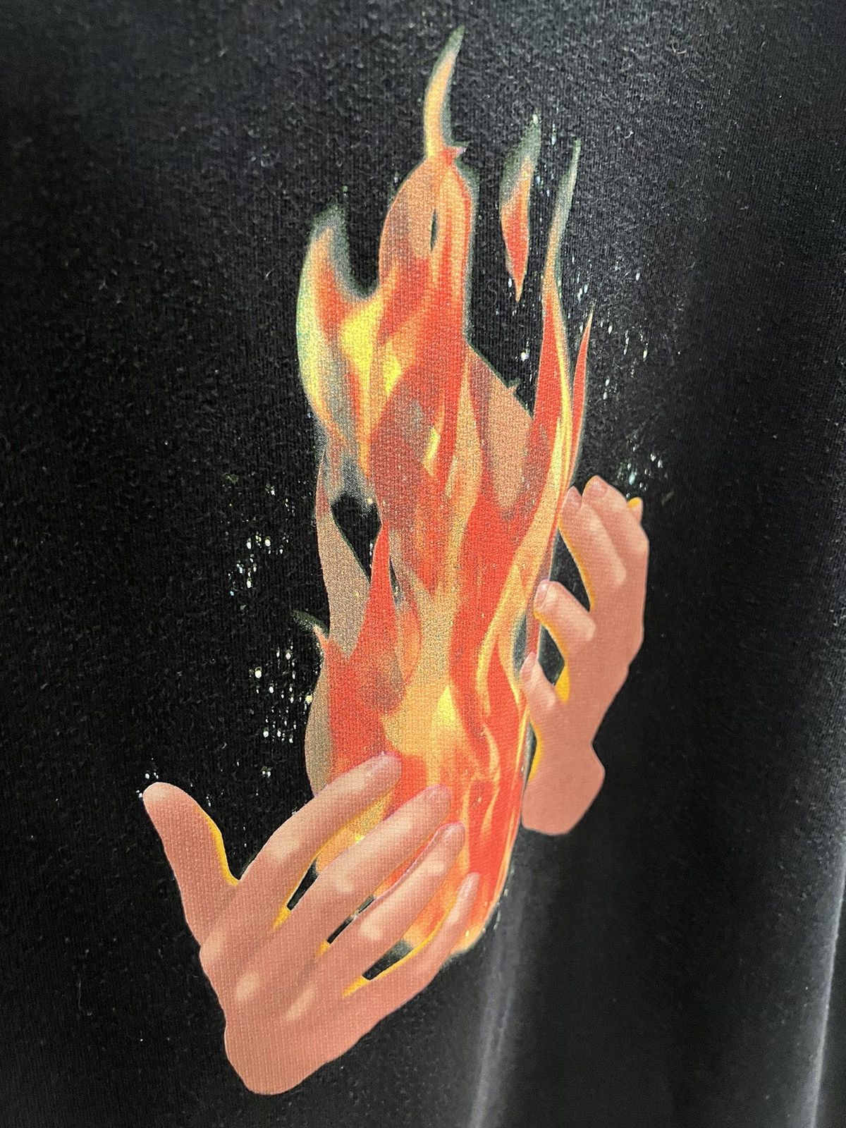 Off-White Off White Diagonal Fire Hands Crewneck Size US XL / EU 56 / 4 - 9 Thumbnail