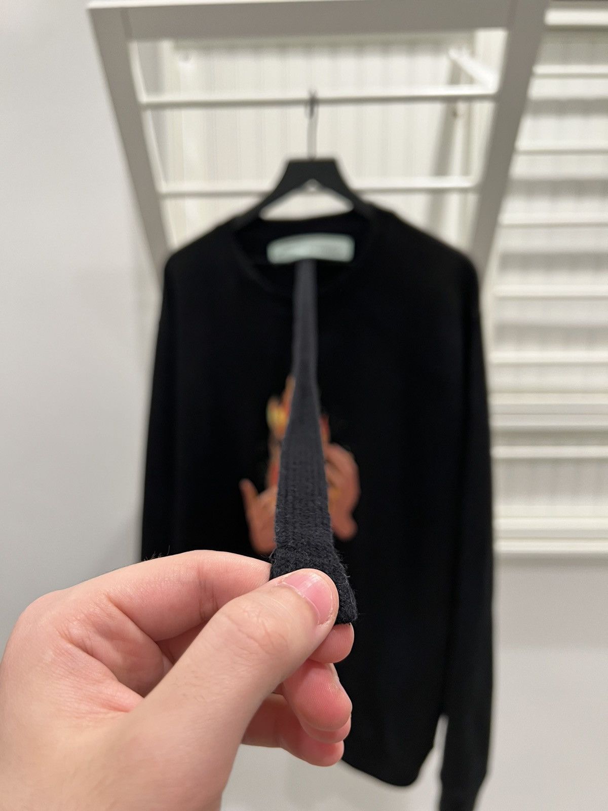 Off-White Off White Diagonal Fire Hands Crewneck Size US XL / EU 56 / 4 - 13 Thumbnail