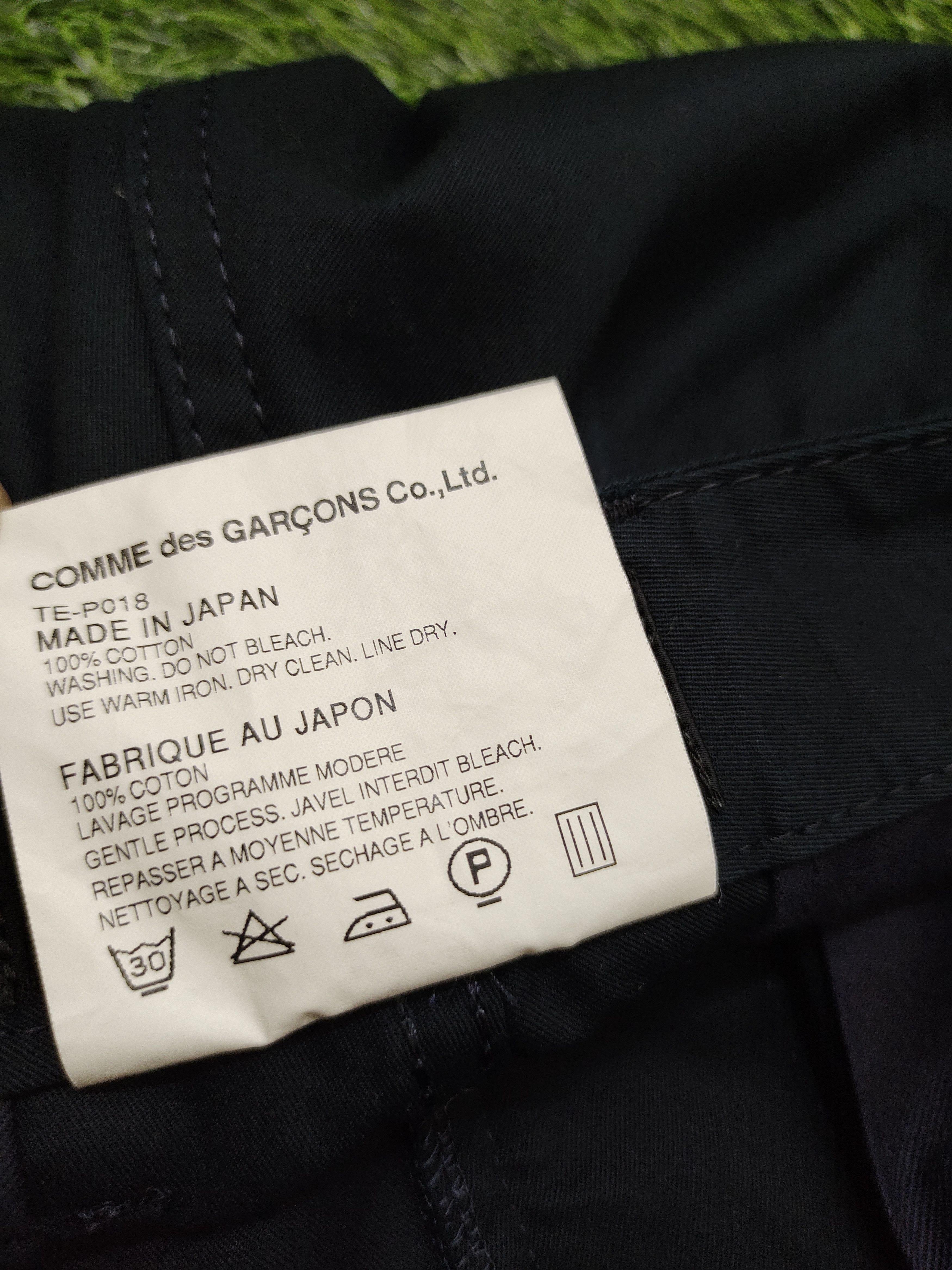 Comme des Garcons AD2009 Tricot Comme des Garcons Cargo Short Pants Size US 32 / EU 48 - 13 Thumbnail