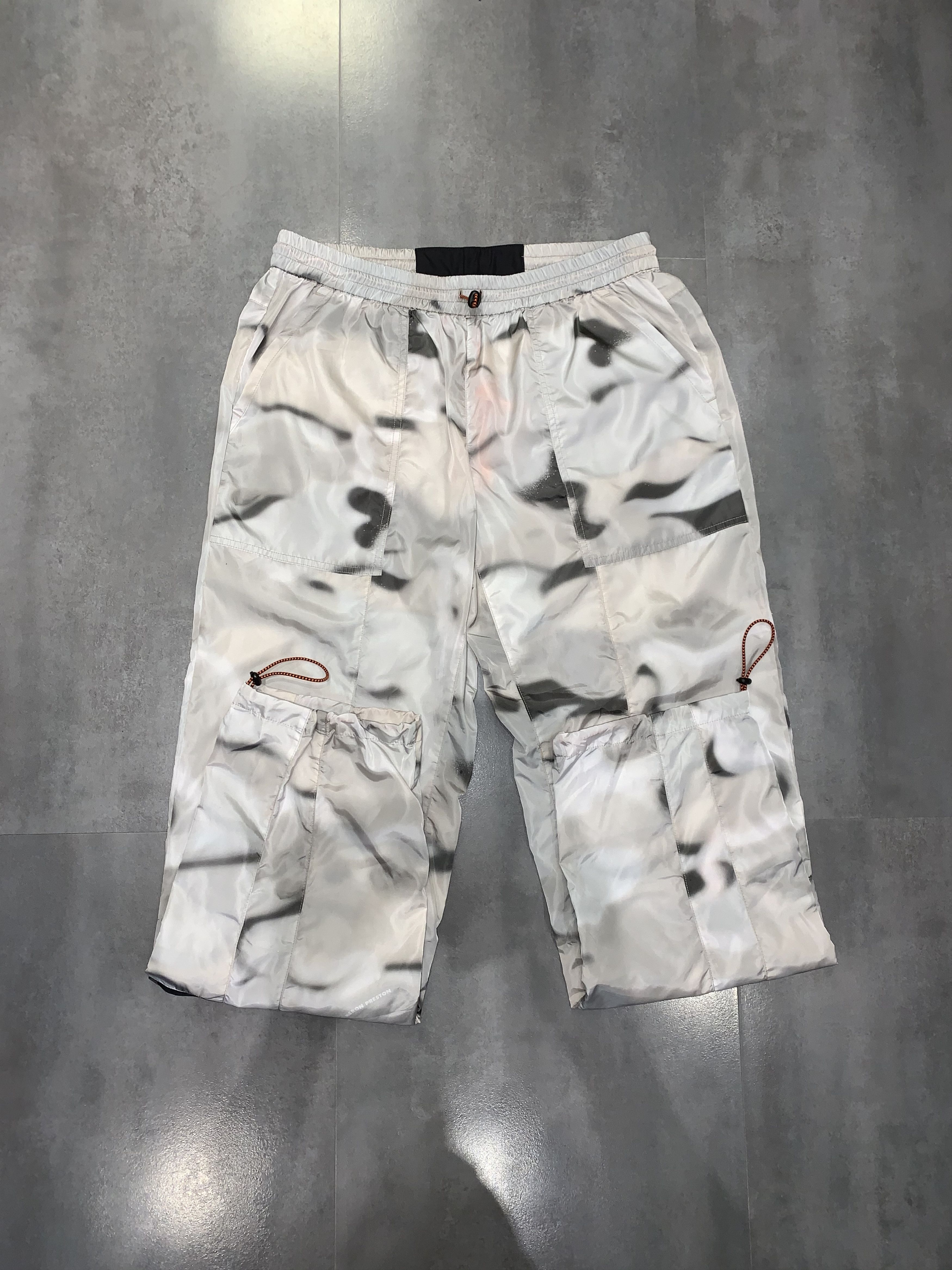 Heron Preston !DS! SS20 Heron Preston Camo Patterned Track Cargo Trousers Size US 34 / EU 50 - 10 Thumbnail