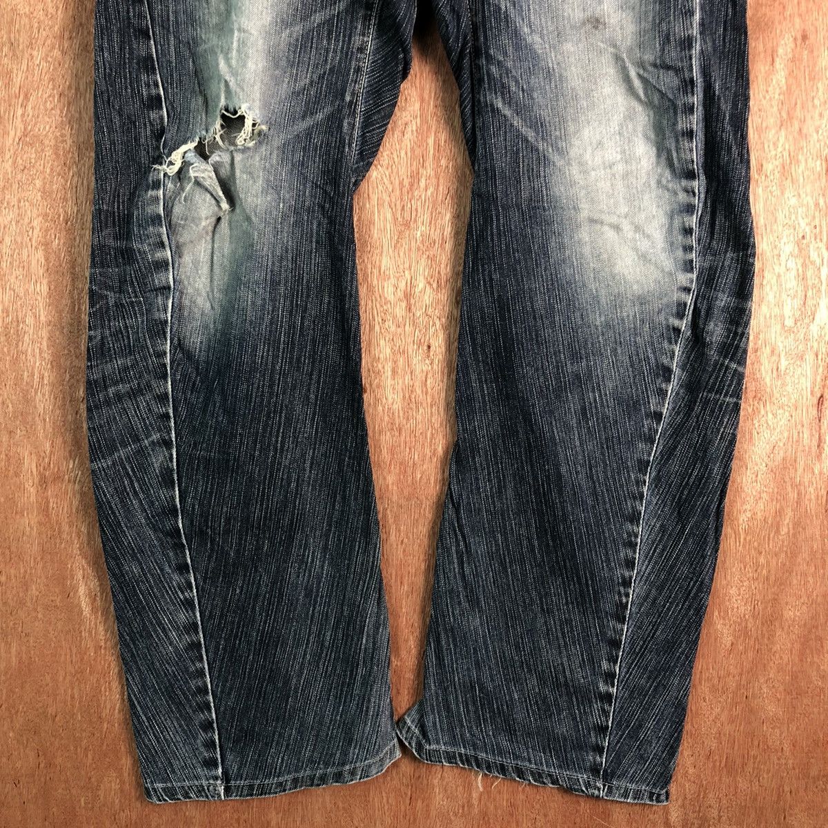 Edwin DLL Edwin Vintage Blue distressed Denim Jeans Pants #c130 Size US 32 / EU 48 - 3 Thumbnail