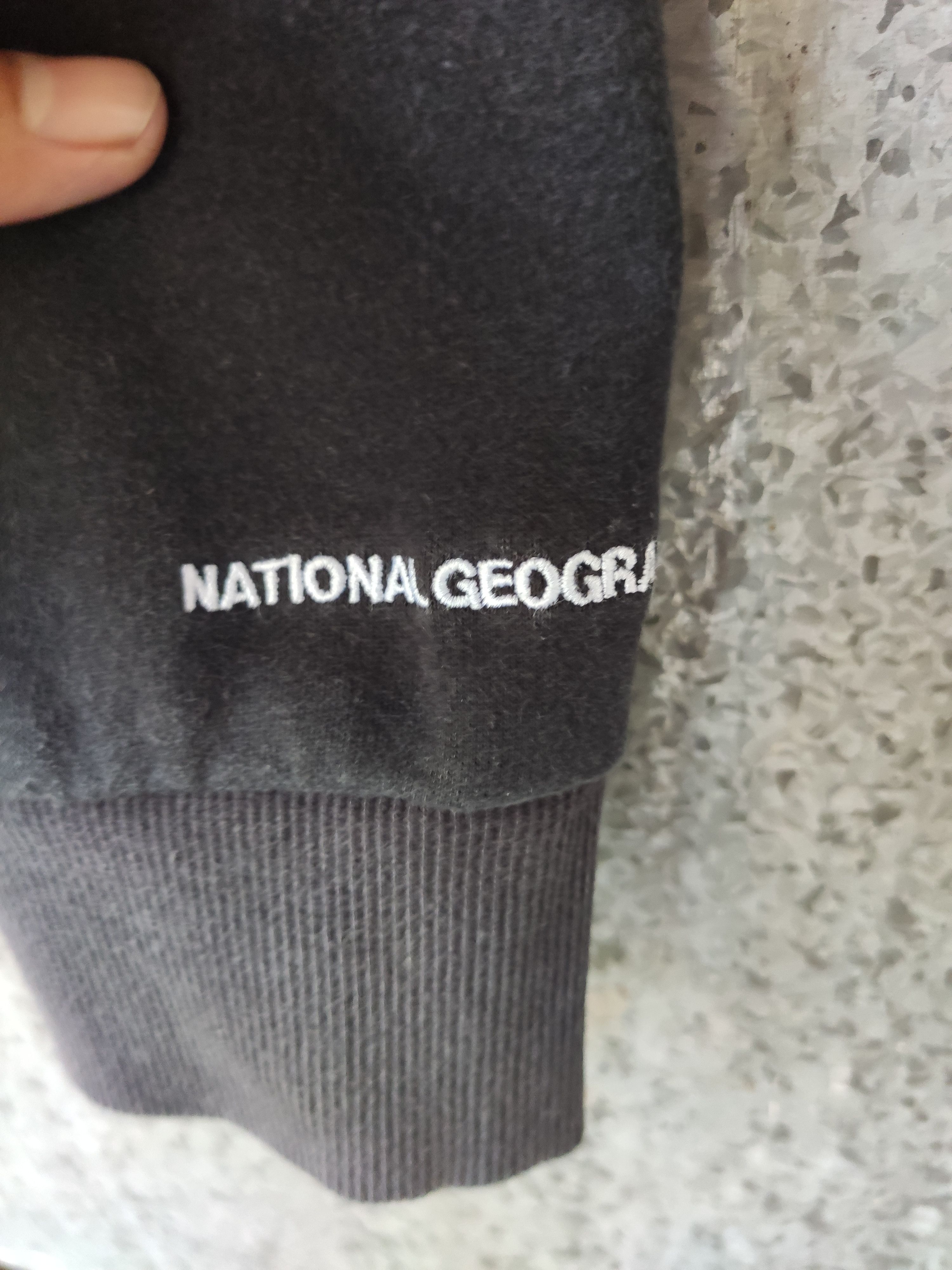 Vintage Vintage National Geographic hoodies Size US L / EU 52-54 / 3 - 5 Thumbnail