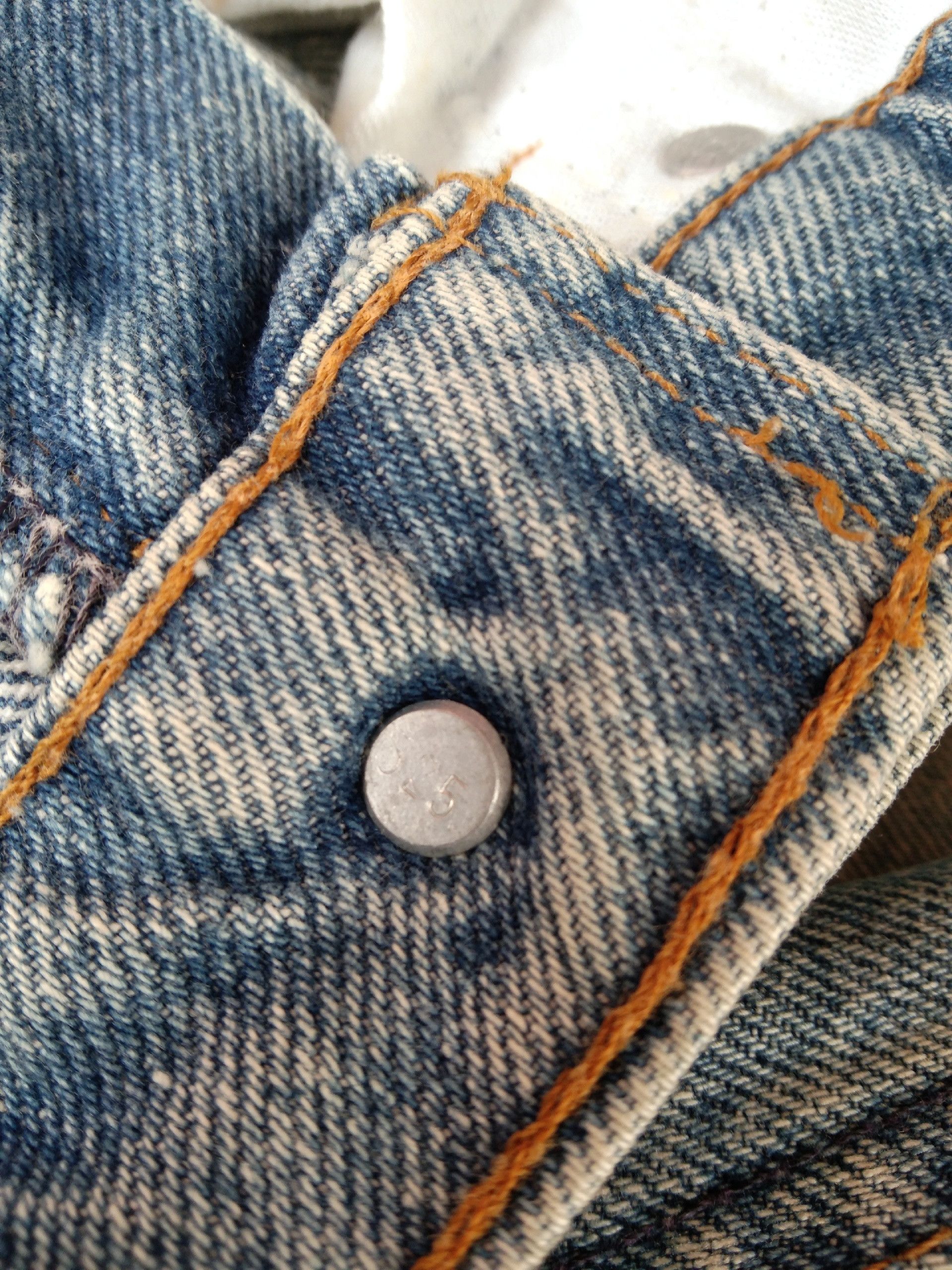 Levi's 90s Vintage Levi's 505 Made In USA Distressed Jeans 27x29 Size US 27 - 6 Thumbnail