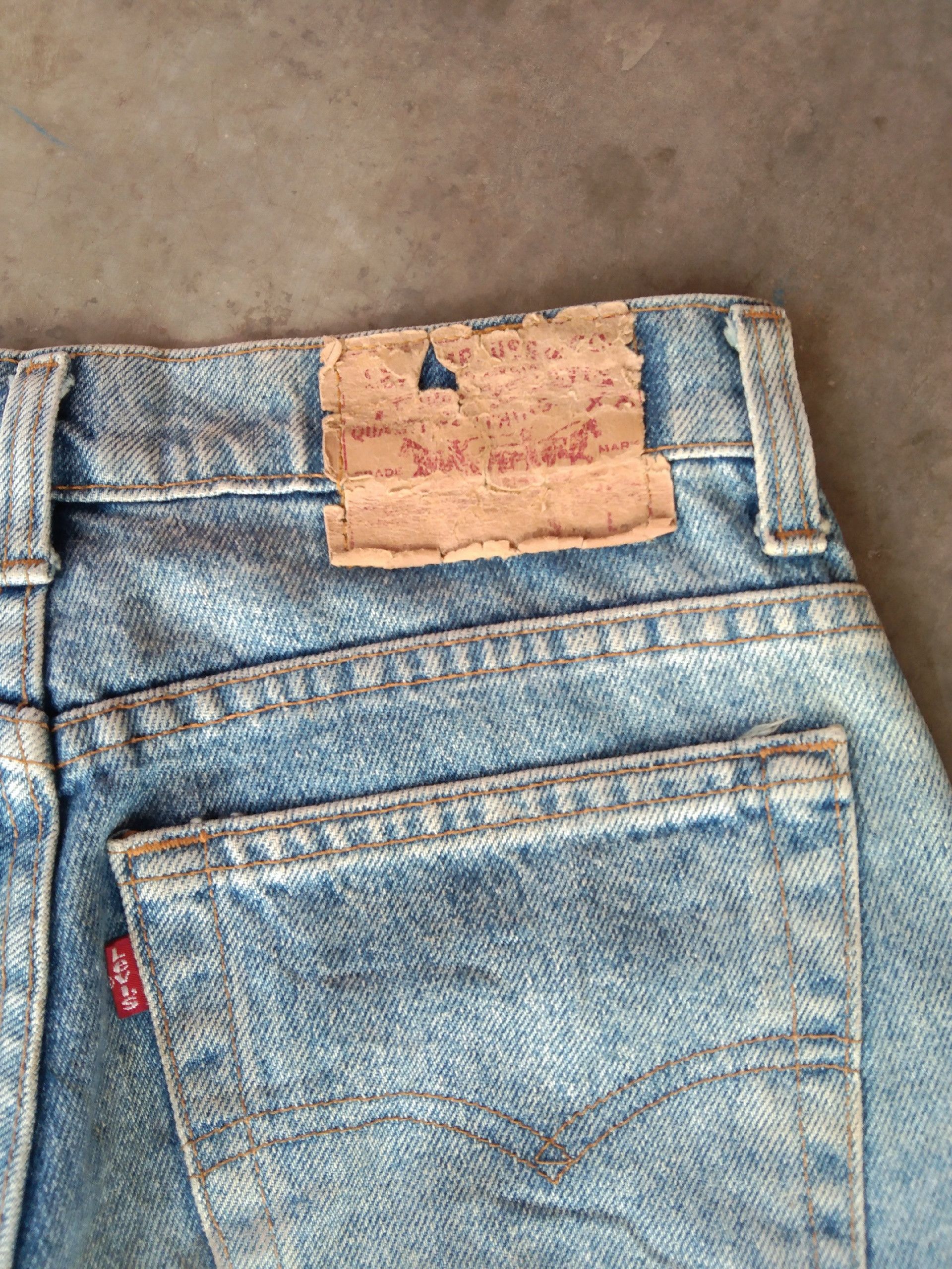 Levi's 90s Vintage Levi's 505 Made In USA Distressed Jeans 27x29 Size US 27 - 3 Thumbnail