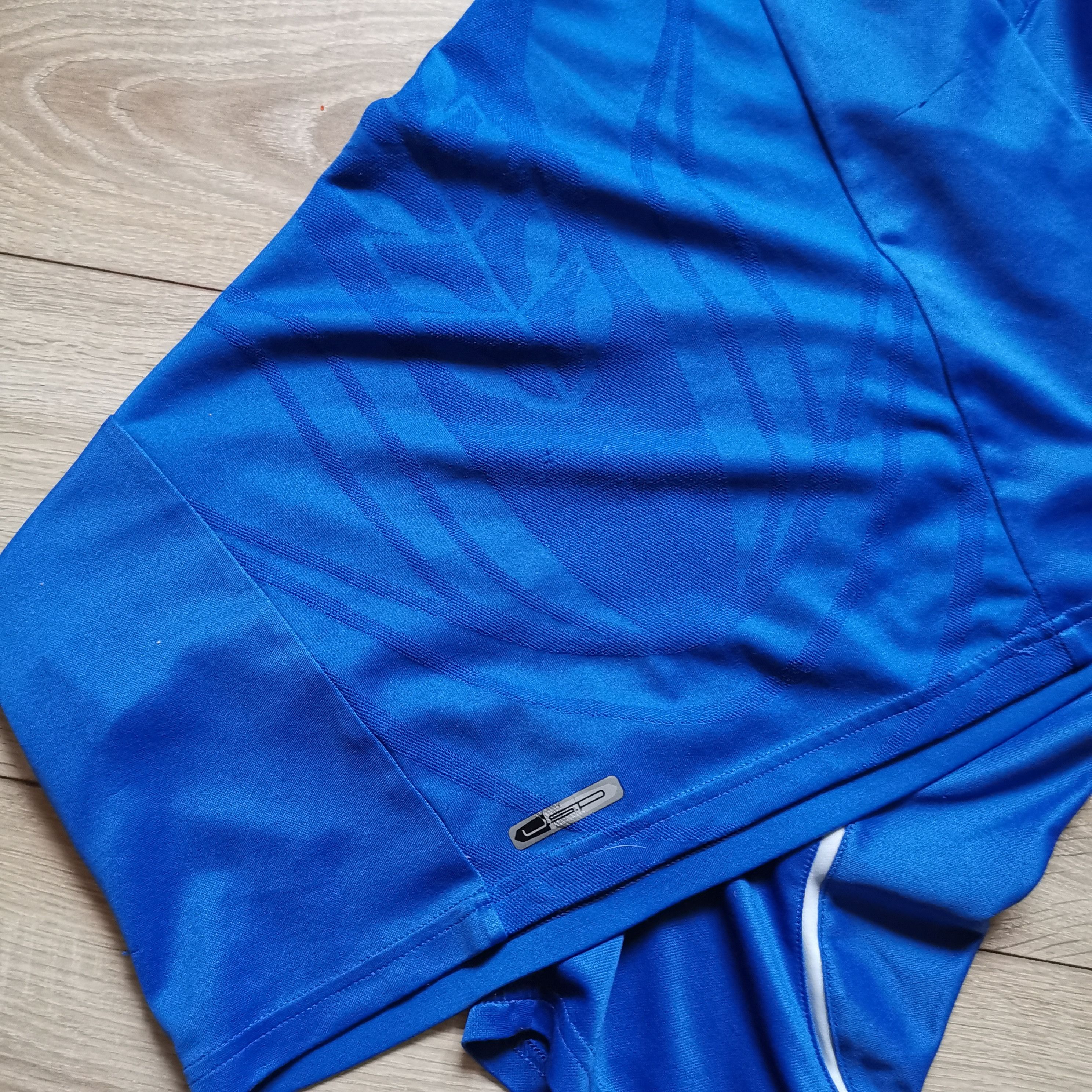 Puma Puma Italy 2010 2011 home jersey soccer football Size US S / EU 44-46 / 1 - 4 Thumbnail