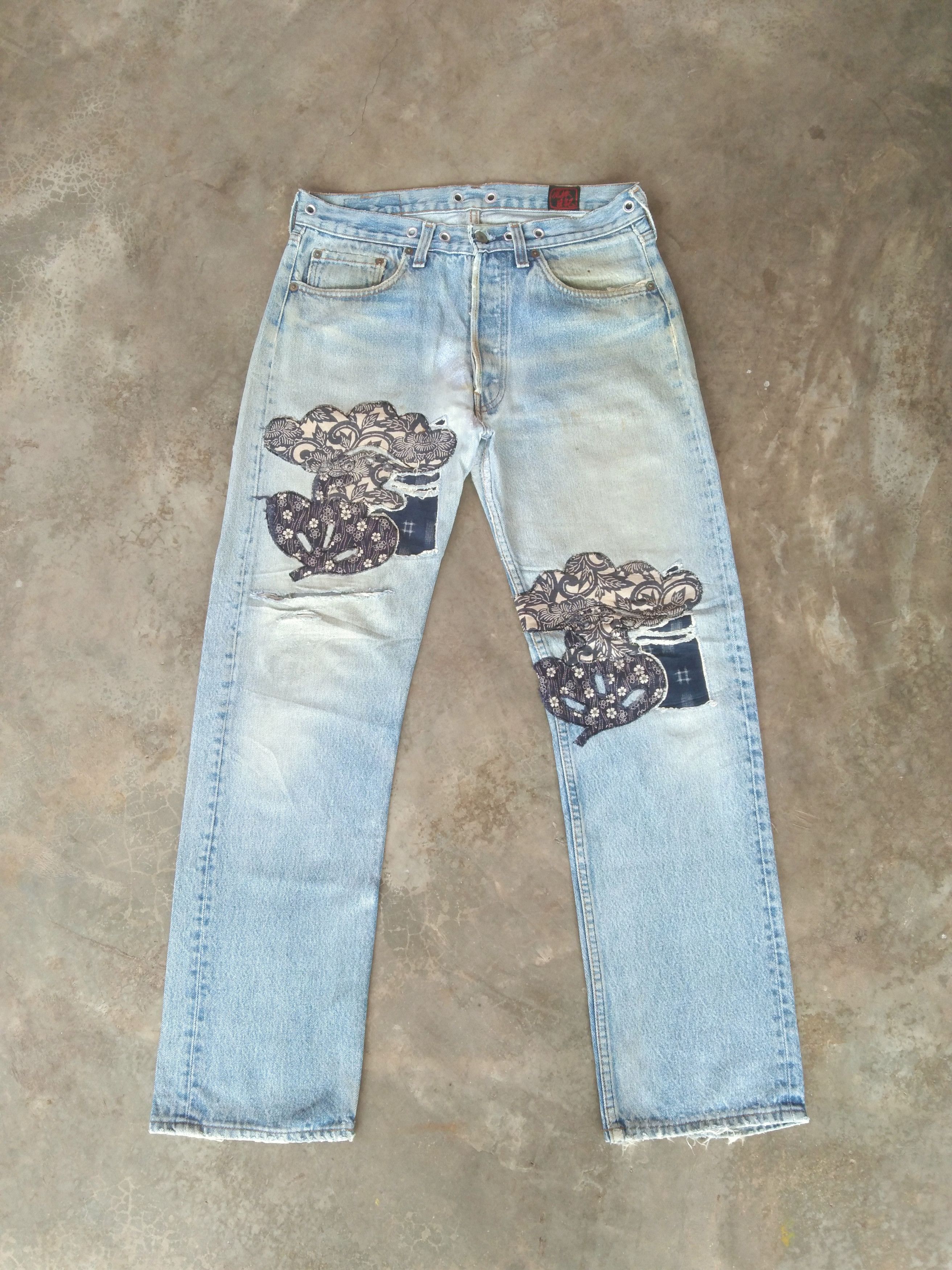 Levi's 80s Vintage Levi's 501 Made In USA Distressed Jeans 31x30 Size US 31 - 1 Thumbnail