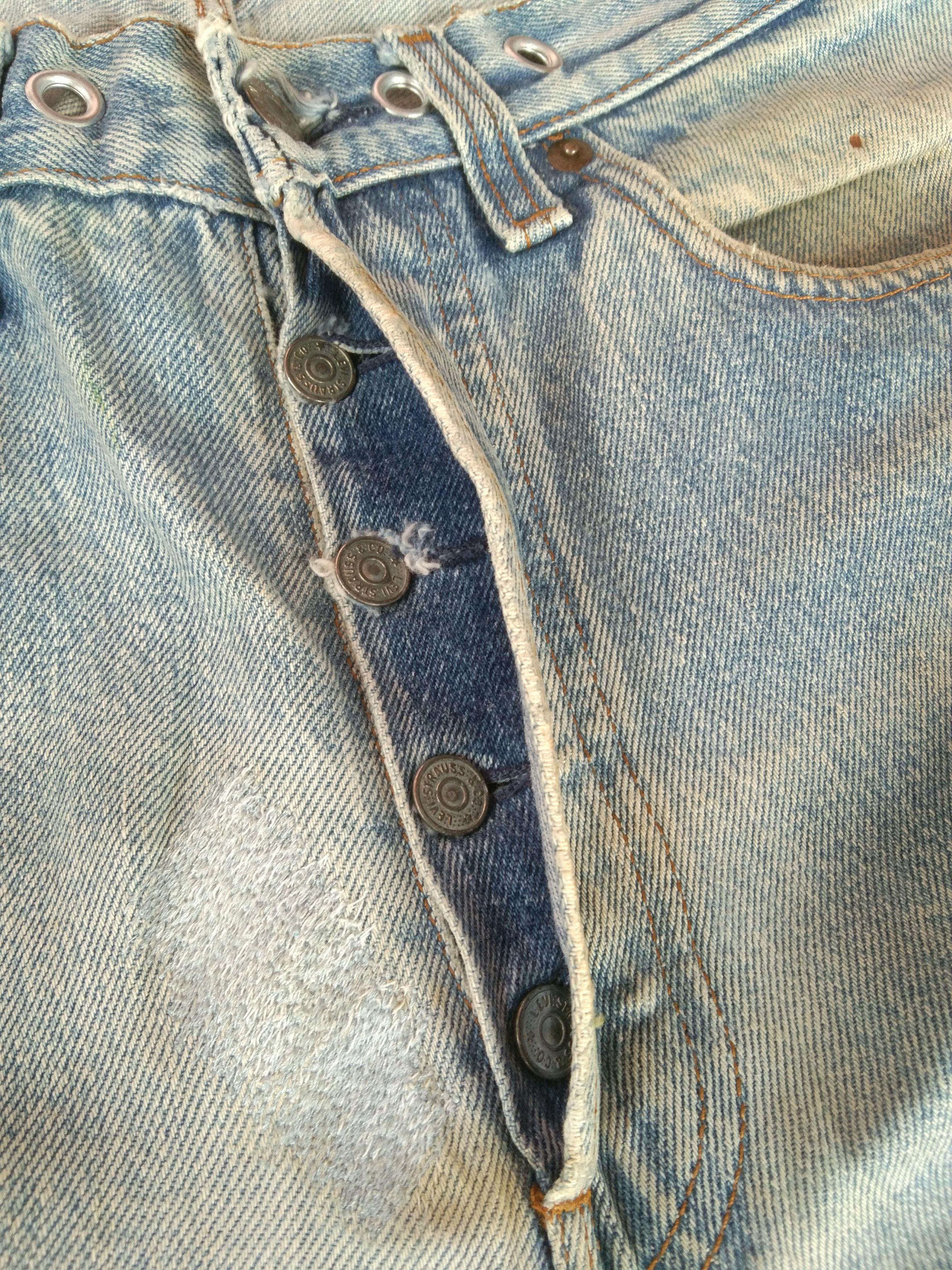 Levi's 80s Vintage Levi's 501 Made In USA Distressed Jeans 31x30 Size US 31 - 9 Thumbnail