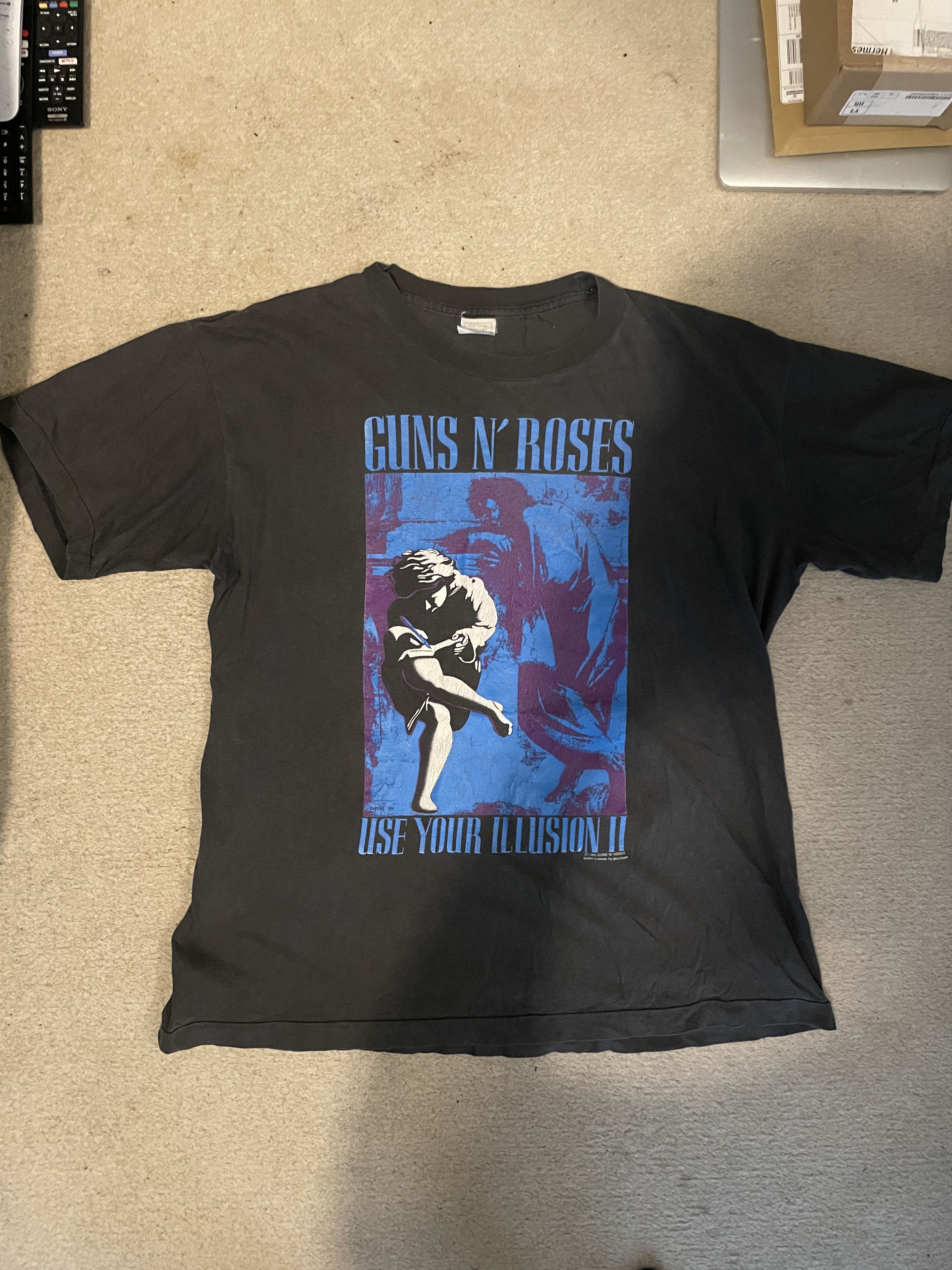 image of Band Tees x Vintage 1992 Guns N' Roses Tshirt in Black, Men's (Size Large)