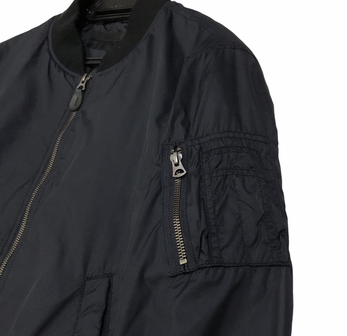 Uniqlo 🔥Uniqlo Bomber Jacket Size US M / EU 48-50 / 2 - 4 Thumbnail