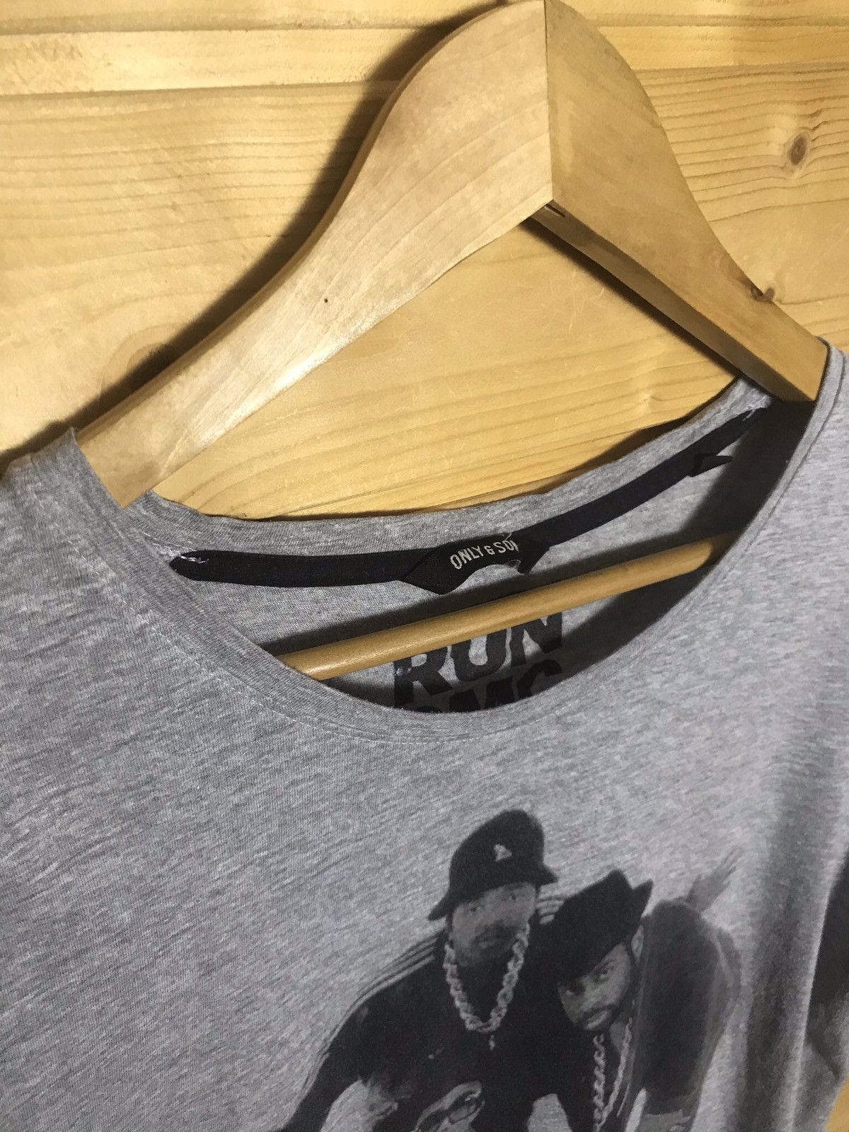 Rap Tees 2014 Run Dmc band t-shirt Size US M / EU 48-50 / 2 - 6 Thumbnail