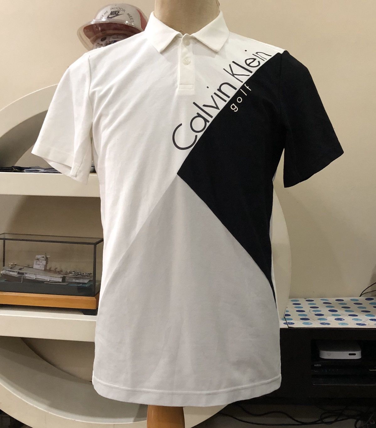 Calvin klein golf t shirt clearance