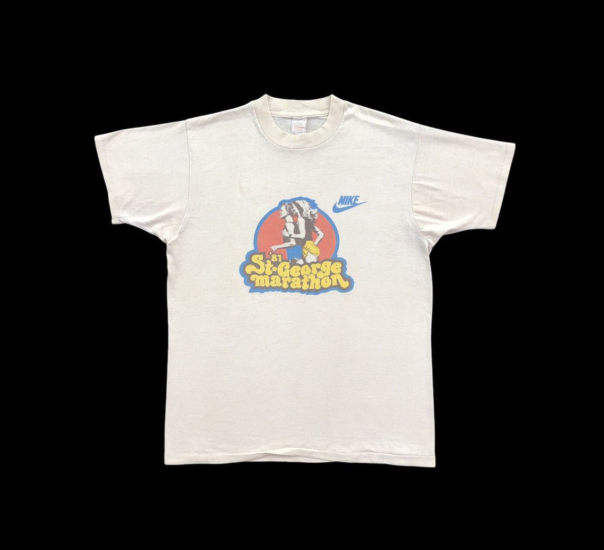 image of Vintage Truly Collector's VTG Nike 81’St.george Marathon Shirt in Cream, Men's (Size Large)