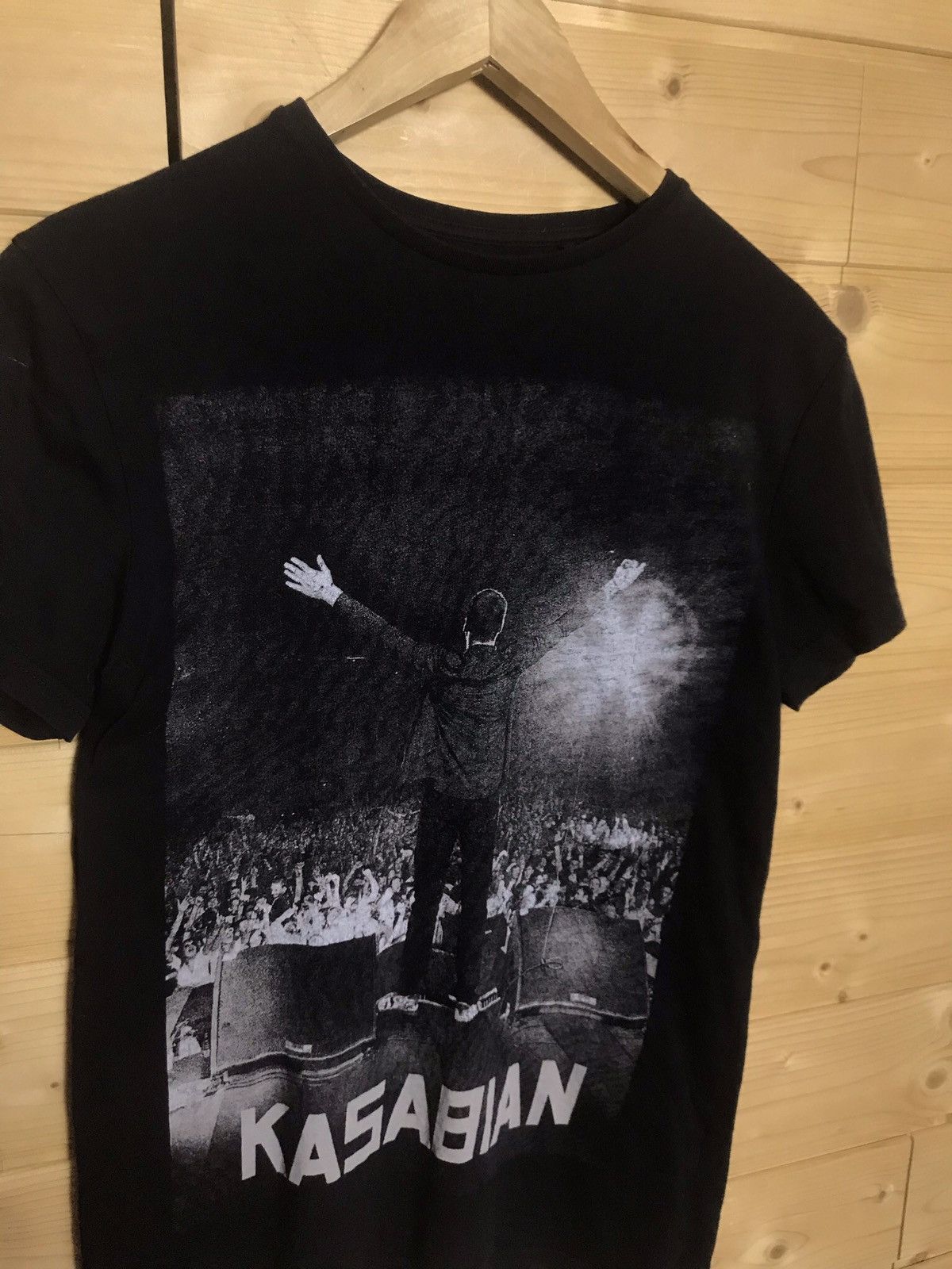 Band Tees 2013 Kasabian band t-shirt Size US S / EU 44-46 / 1 - 2 Thumbnail