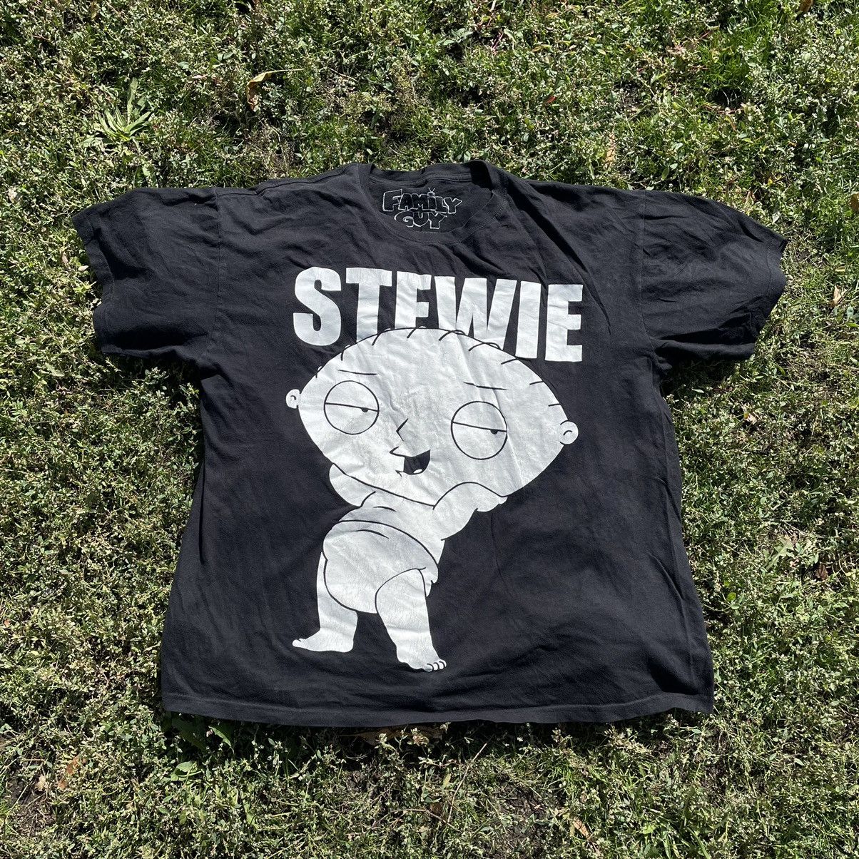 Vintage Vintage Y2K Stewie Graphic Tee Skater Streetwear Baggy M Size US M / EU 48-50 / 2 - 1 Thumbnail