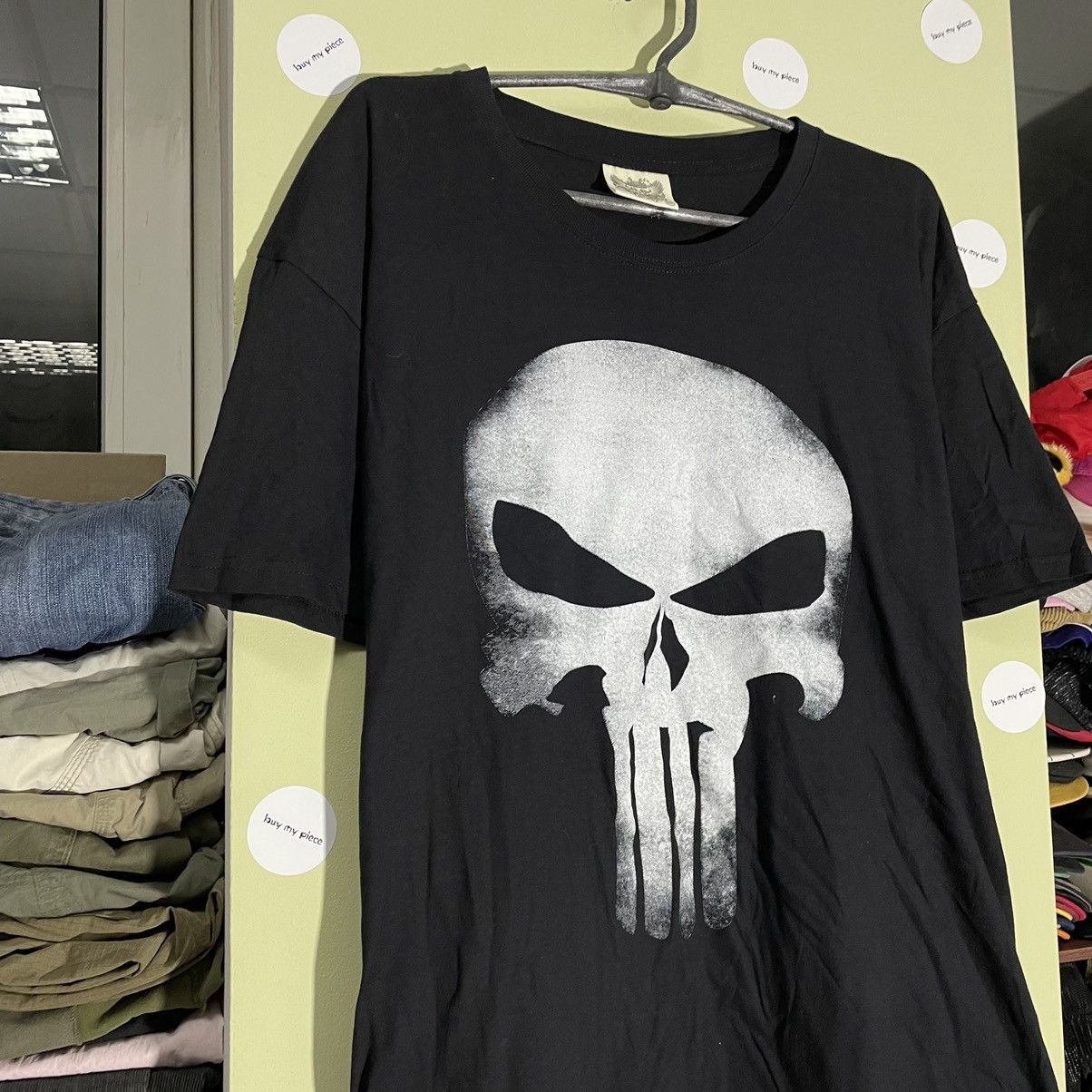 Vintage Vintage 90s Punisher Skull Graphic Tee Grunge Dark Slim XL Size US XL / EU 56 / 4 - 3 Thumbnail
