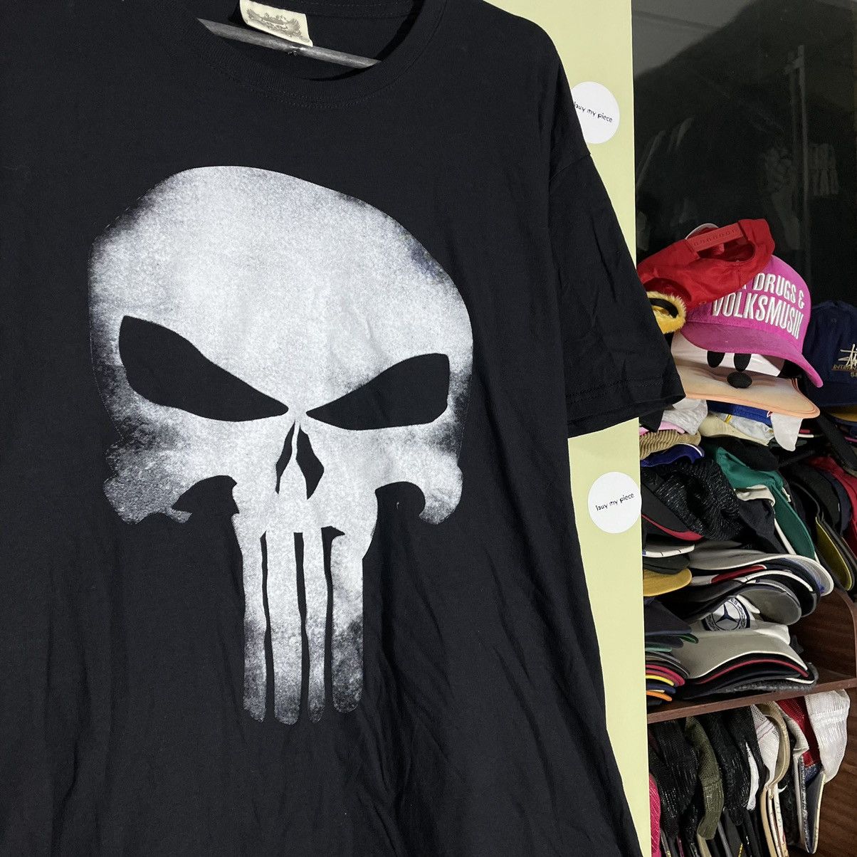 Vintage Vintage 90s Punisher Skull Graphic Tee Grunge Dark Slim XL Size US XL / EU 56 / 4 - 4 Thumbnail
