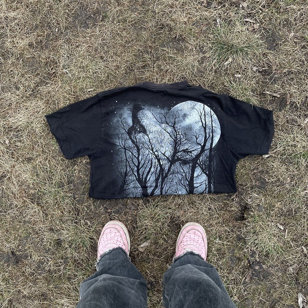 Vintage Vintage 90s Goth Graphic Tee Wolf Skulls Black Distressed M Size US M / EU 48-50 / 2 - 5 Thumbnail
